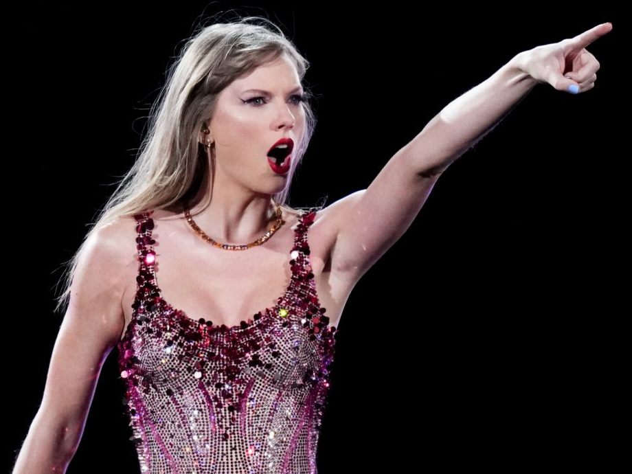Superstar Taylor Swift.