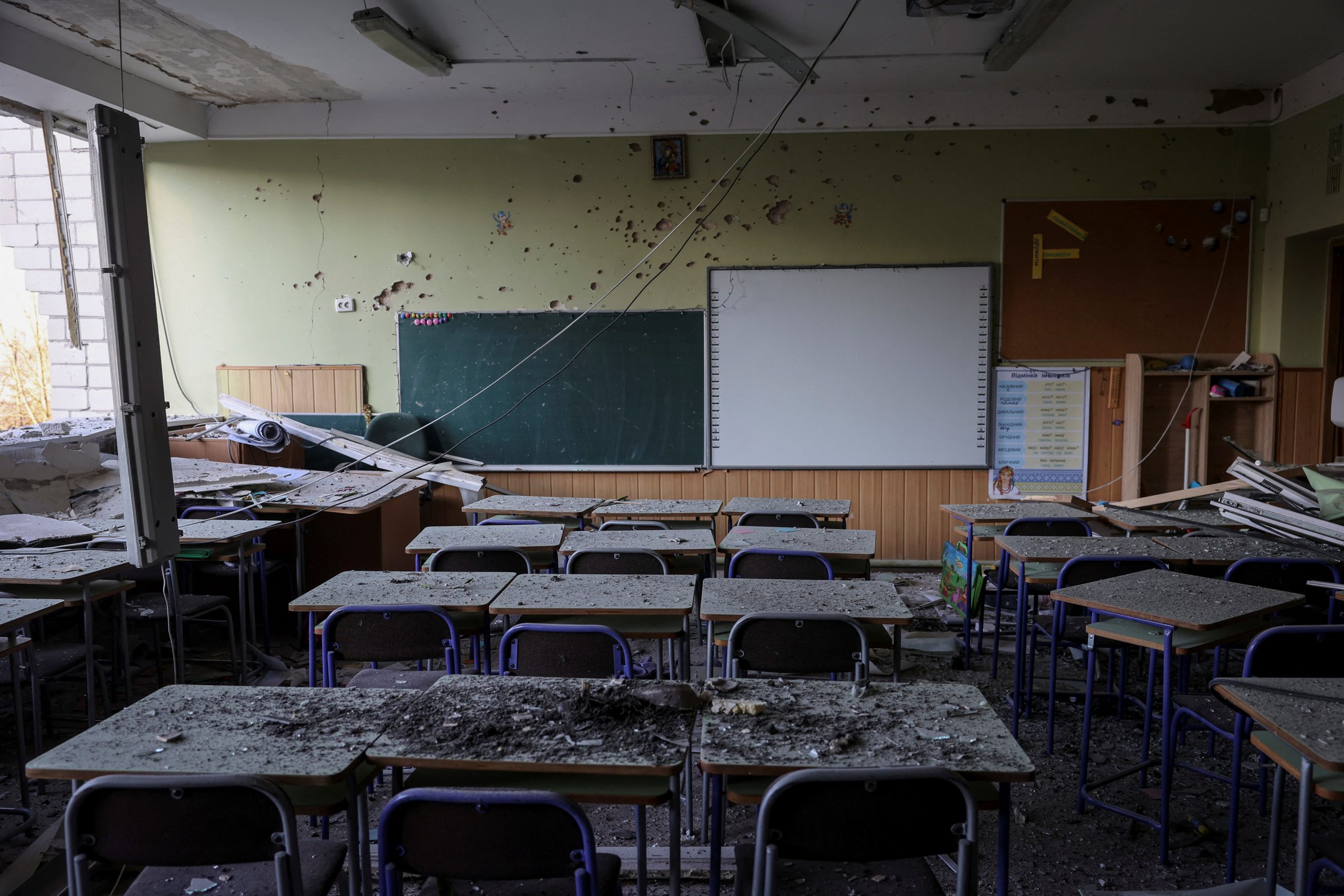 In Lviv wurde eine Schule zerstört.