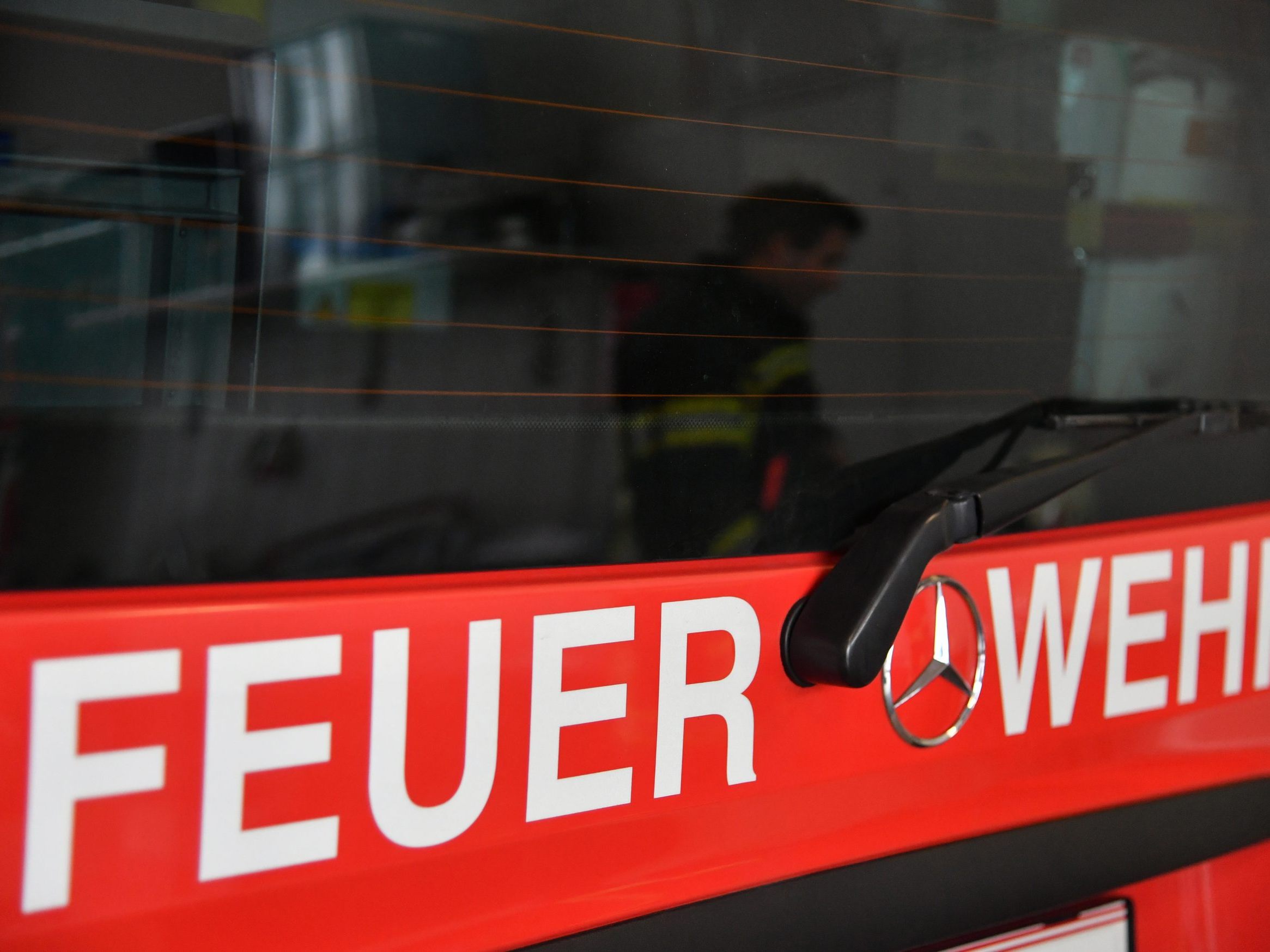 Feuerwehr musst mit 15 Mann ausrücken