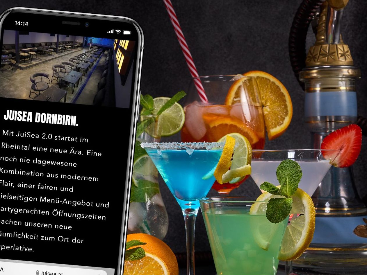 Hier werden klassische Cocktails oder Champagner, Snacks oder Pizza serviert.