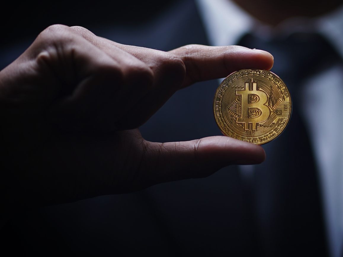 Der Bitcoin hat am Montagnachmittag mehr als 42.000 US-Dollar gekostet.