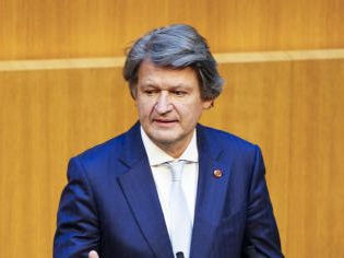 Helmubt Brandstätter möchte NEOS-Spitzenkandidat für die EU-Wahl 2024 werden.
