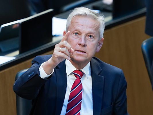 Lopatka führt ÖVP in die EU-Wahl