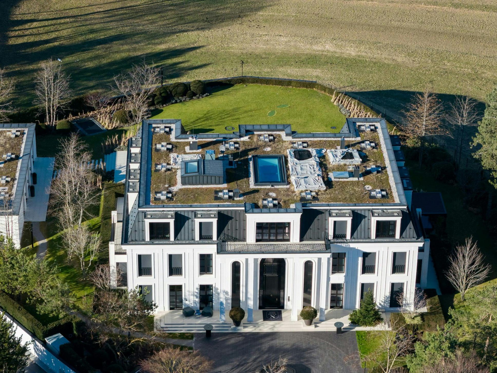 Die Republik Österreich pfändete Benkos Villa in Tirol.