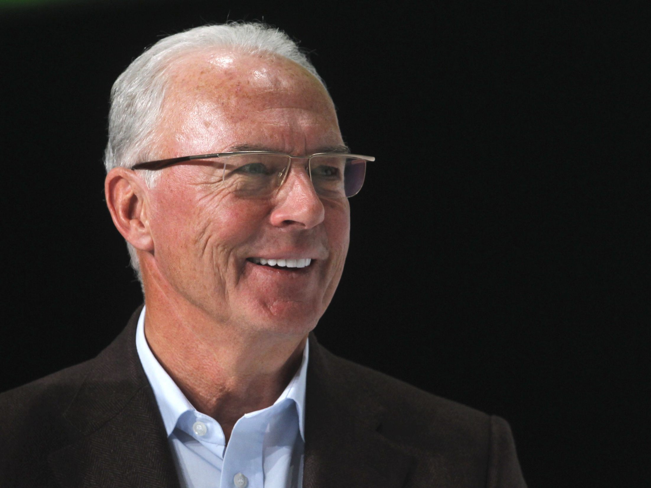 Steckbrief von Deutschlands am Montag mit 78 Jahren verstorbener Fußball-Ikone Franz Beckenbauer.