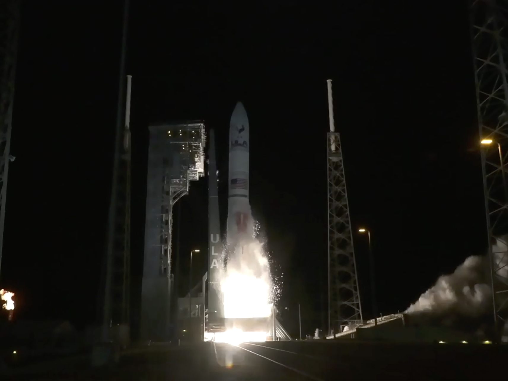Die erste private Mondmission ist in Cape Canaveral gestartet.