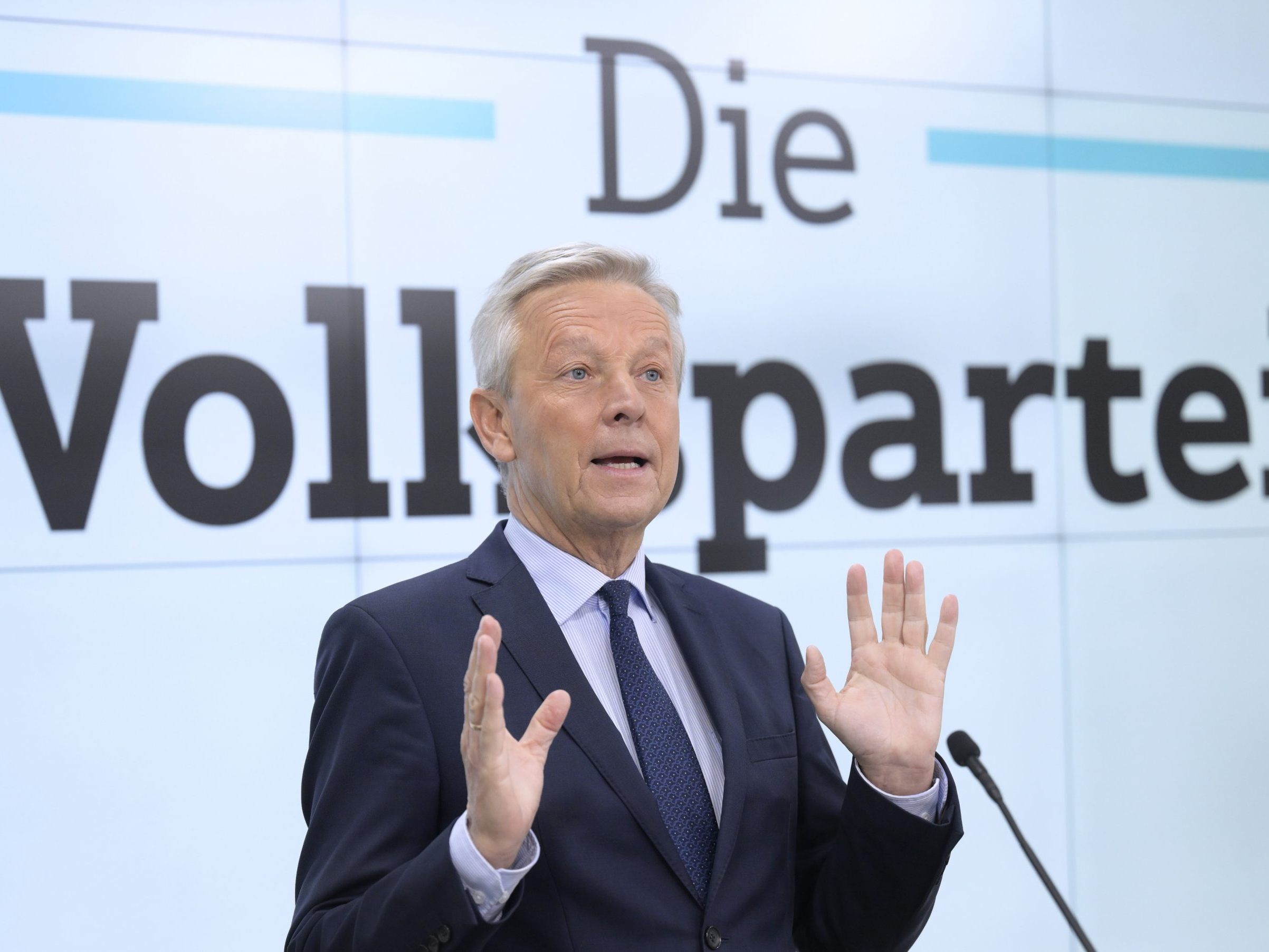 ÖVP-Spitzenkandiat Reinhold Lopatka im Portrait.