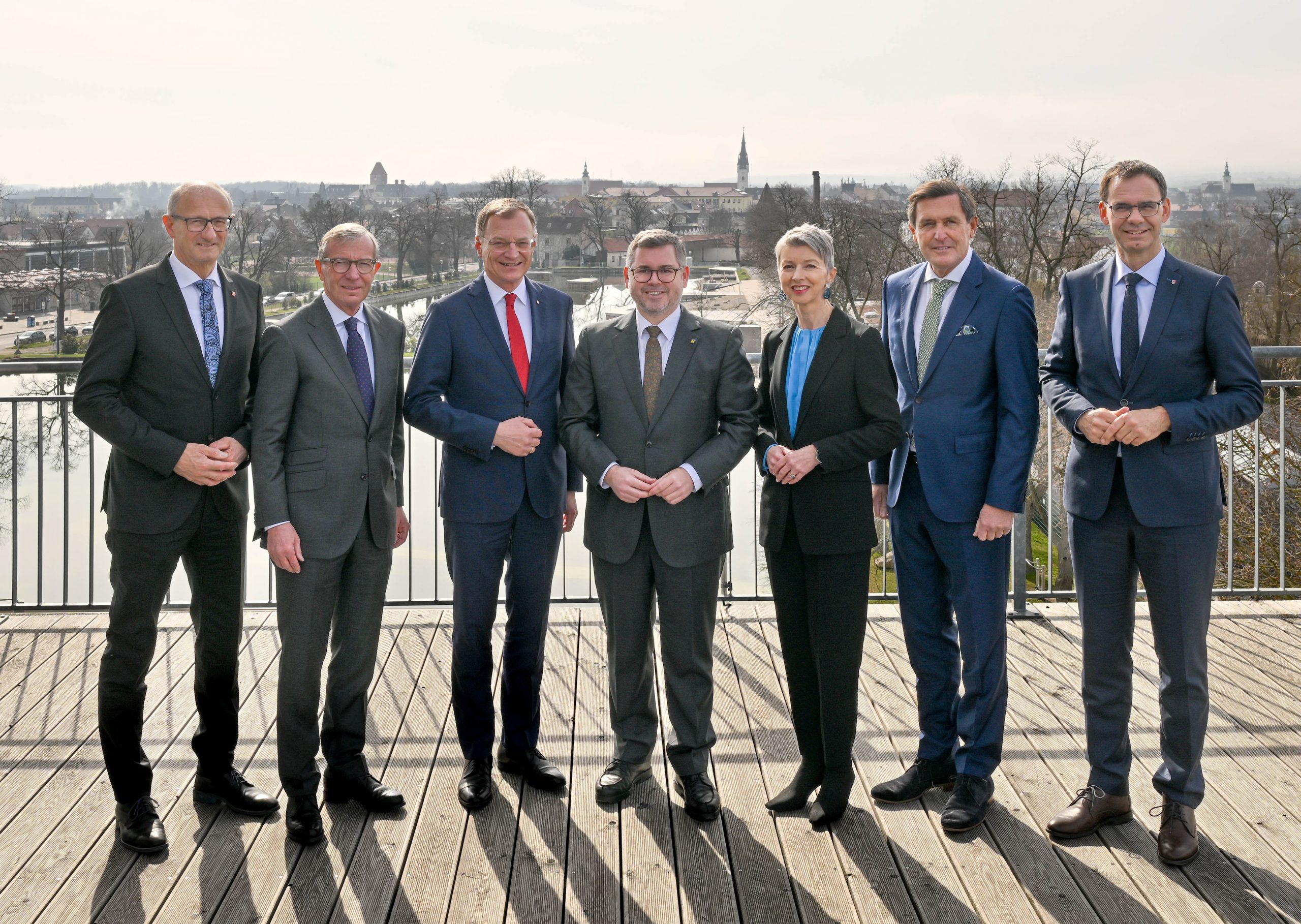 Bei einer Besprechung in Niederösterreich wurde beschlossen, dass Vorarlberg künftig jedes Jahr 22 Millionen Euro mehr erhält.