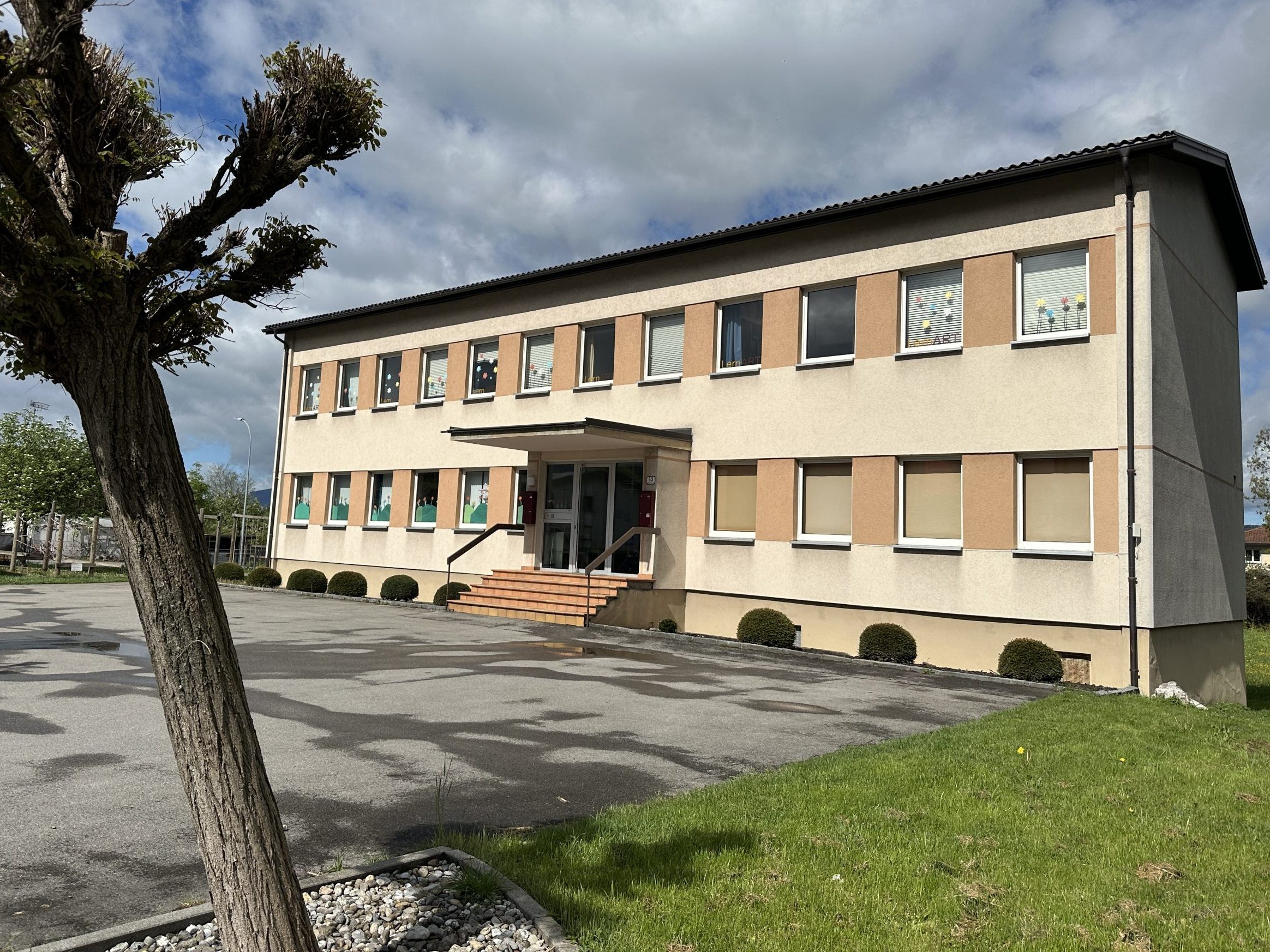 Diese Privatschule muss leider mit Ende des Schuljahres schließen.