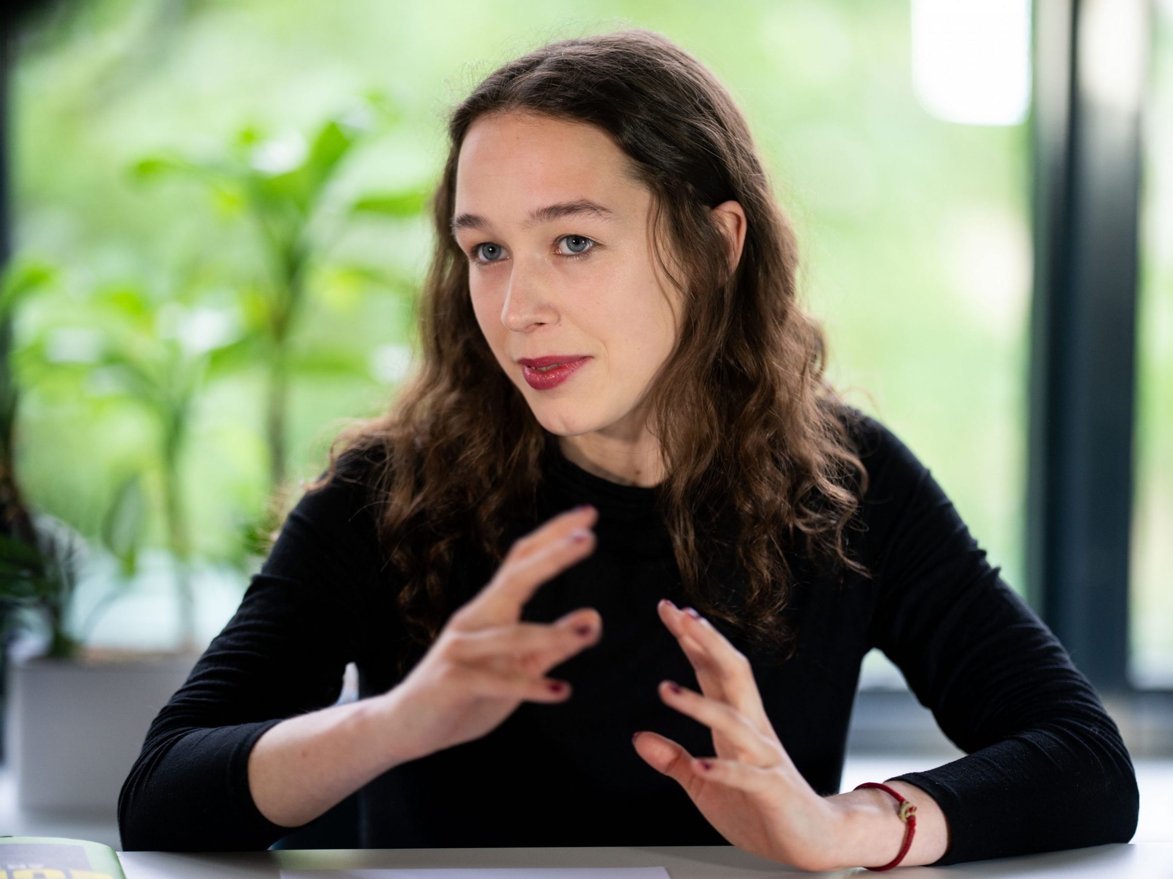 Die Spitzenkandidatin der Grünen für die EU-Wahl, Lena Schilling.