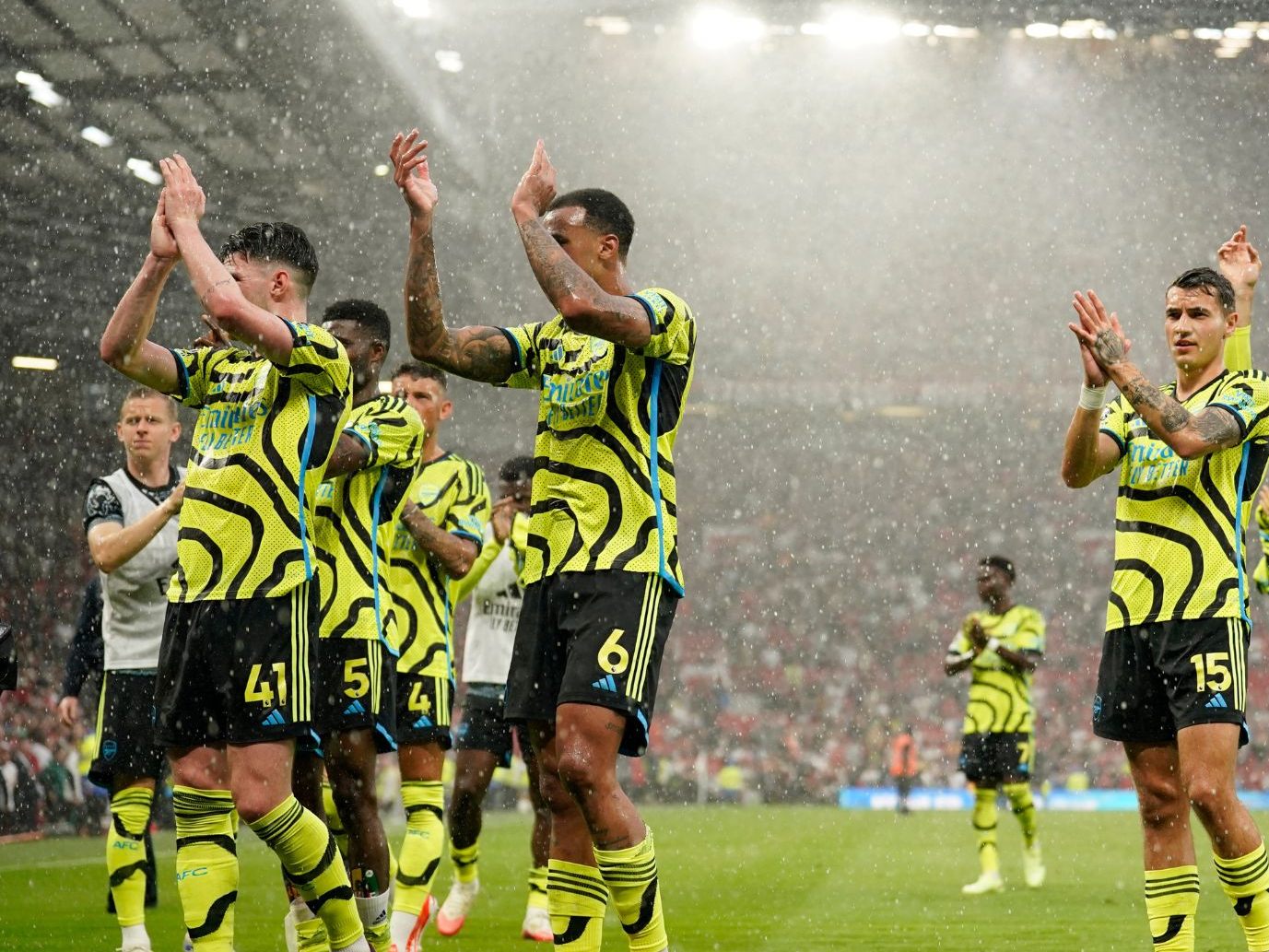 Die Gunners gewannen zwar das Spiel, gingen dafür aber in der Kabine unter