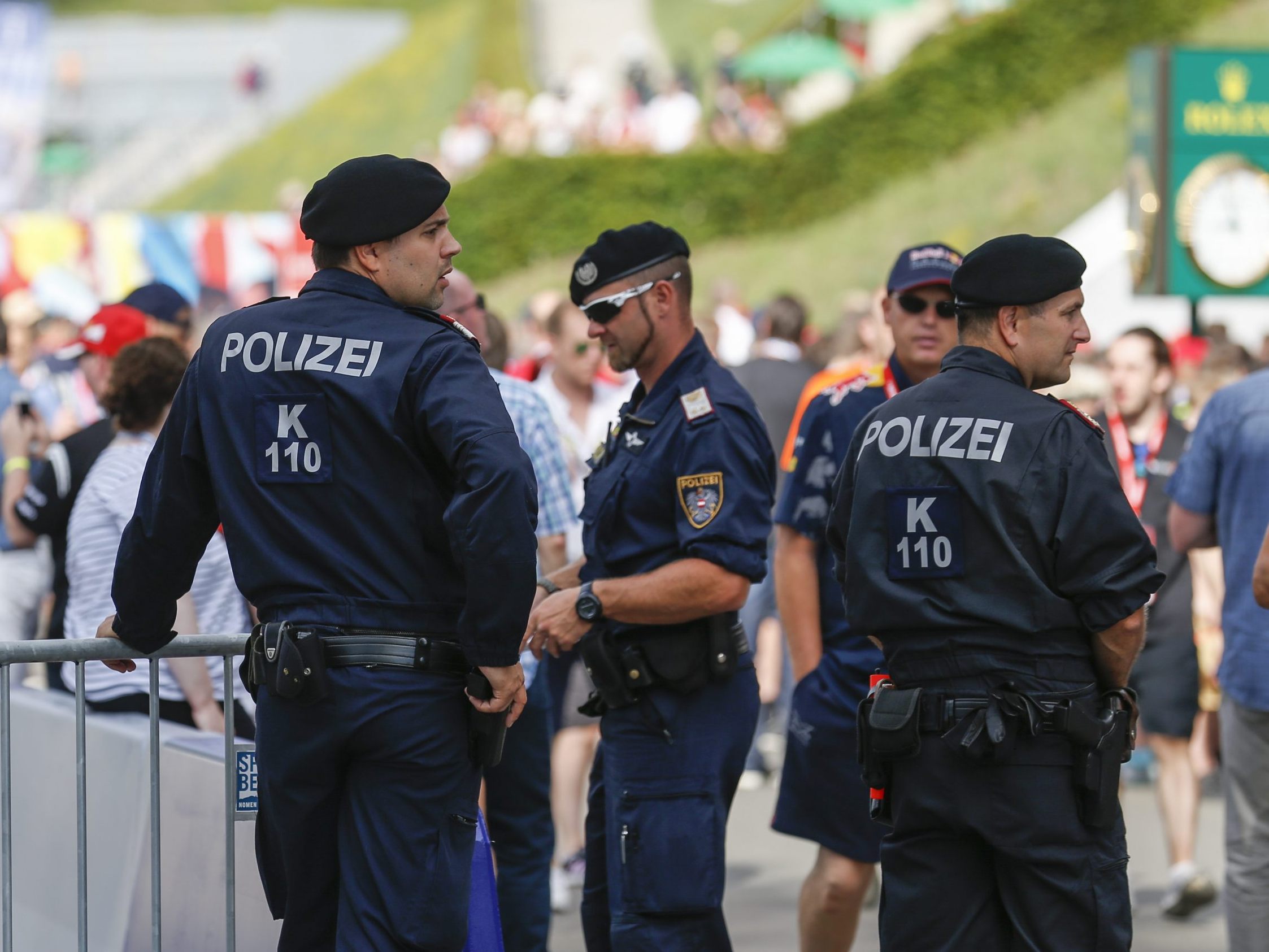 Die steirische Einsatzkräfte bereiten sich auf Klimademos beim Formel 1 GP vor.