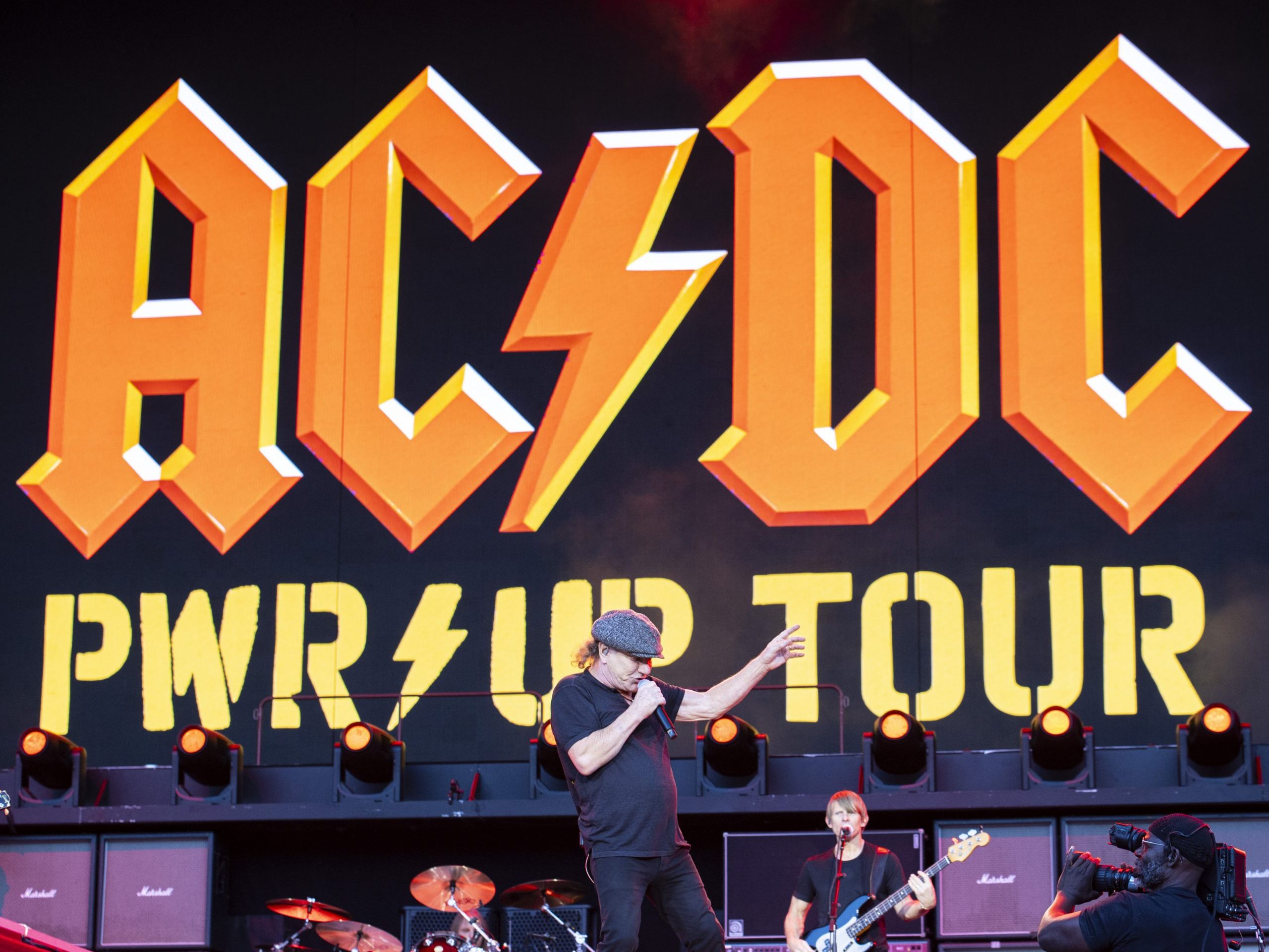 AC/DC haben ihre Spielfreude nicht verloren, wie die Band beim Wien-Konzert unter Beweis stellte.