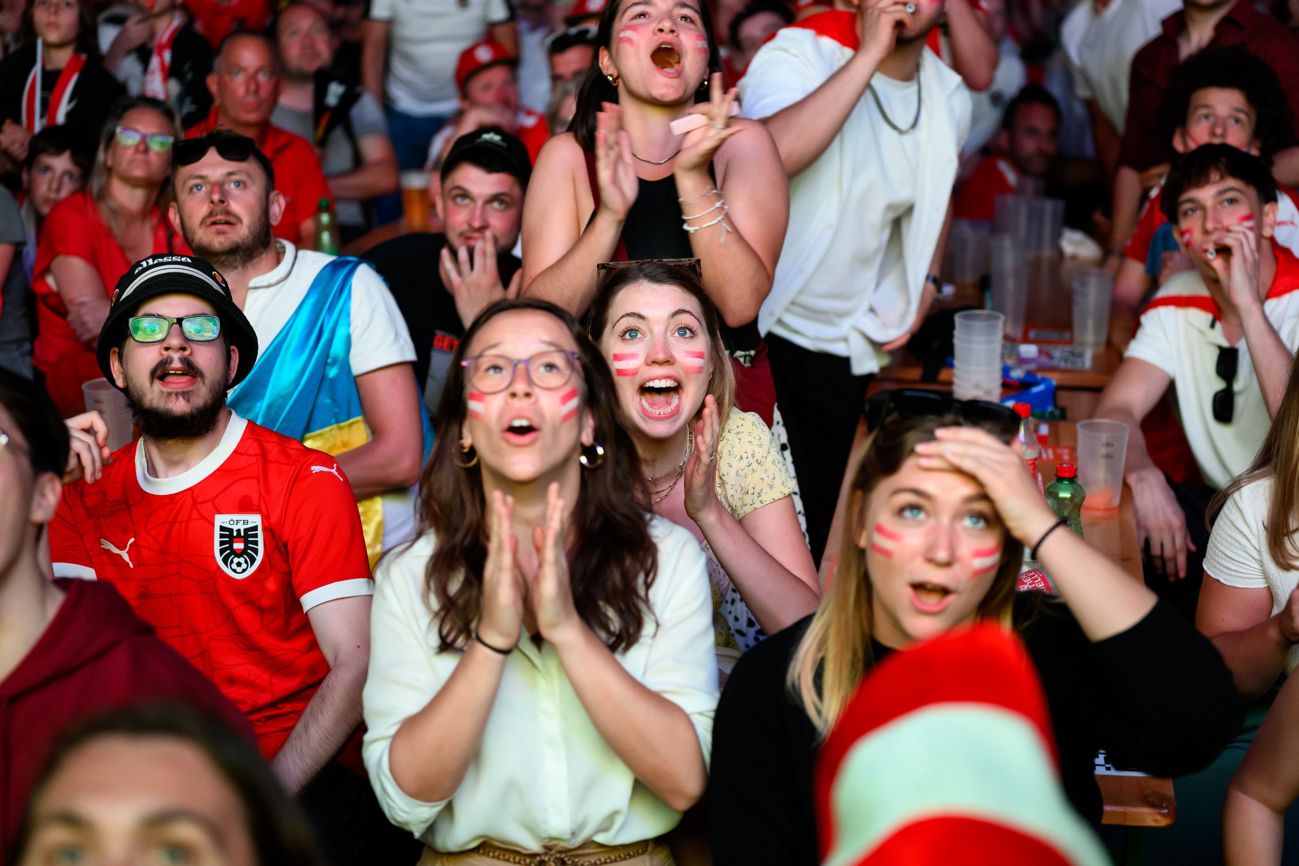 Public Viewing anl. eines Fußball-EM-Spiels Österreich gegen Frankreich