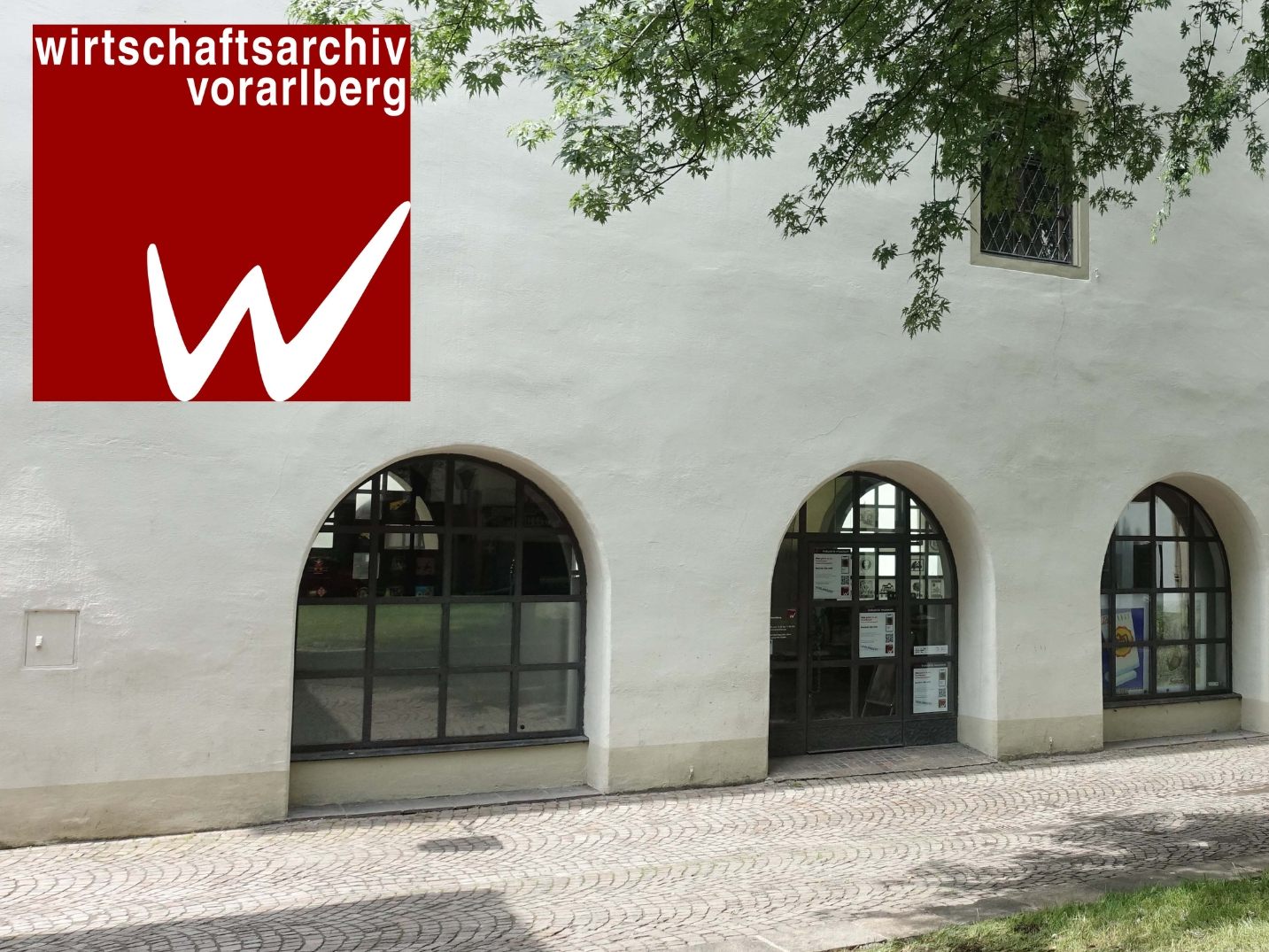 Das Wirtschaftsarchiv Vorarlberg freut sich über zahlreiche interessierte Besucher am Tag der offenen Tür (11. Juni 2024)
