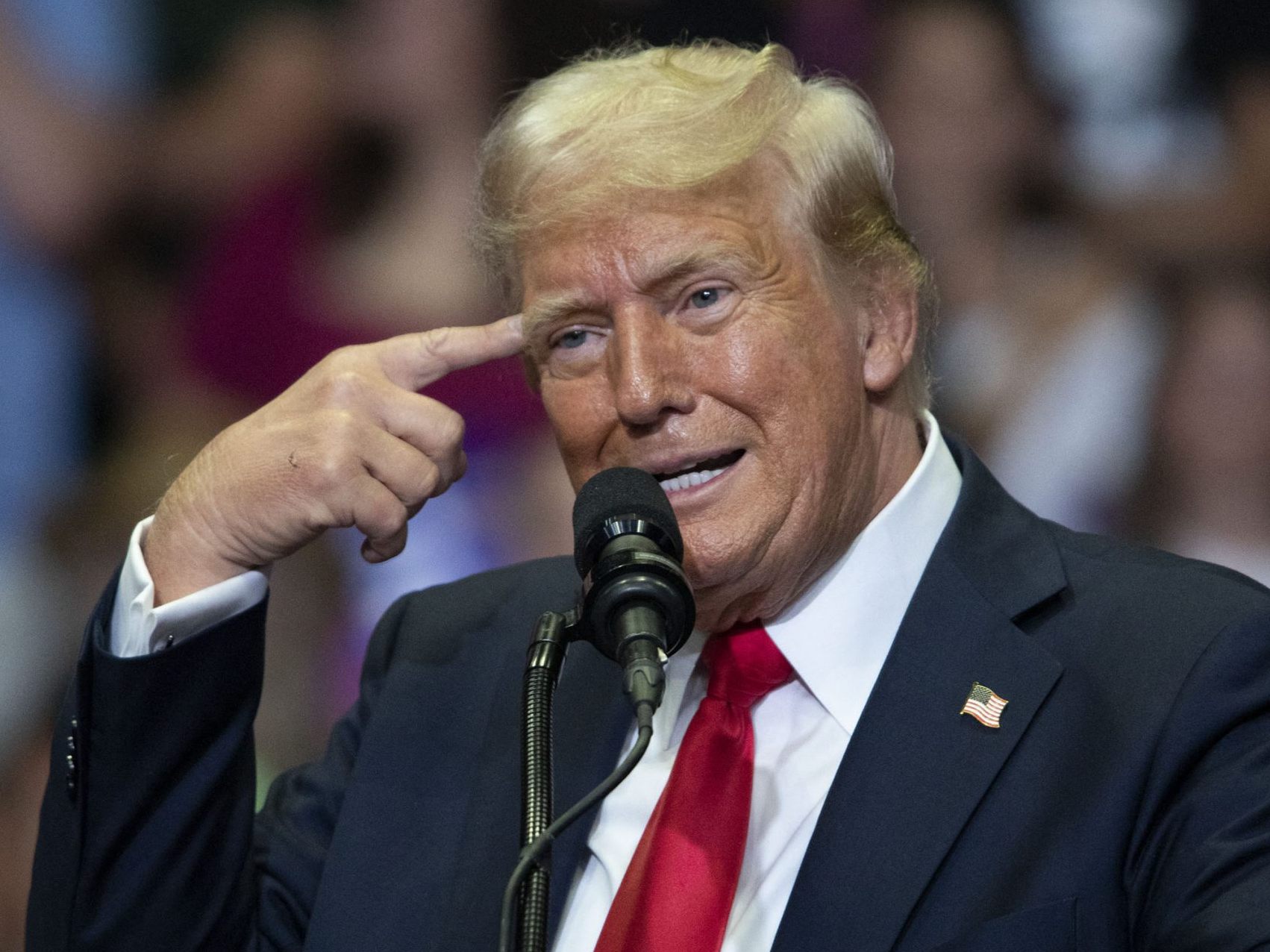 Donald Trump soll auf Wahlkampfveranstaltungen im Freien verzichten.