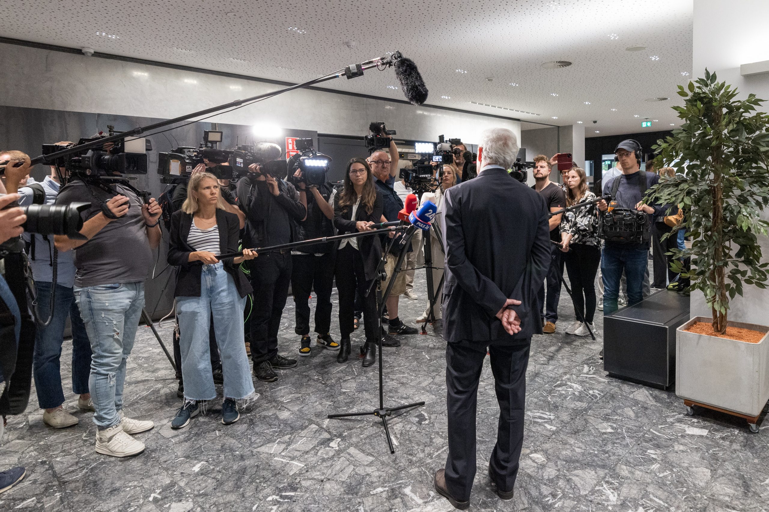 Großes Medieninteresse.