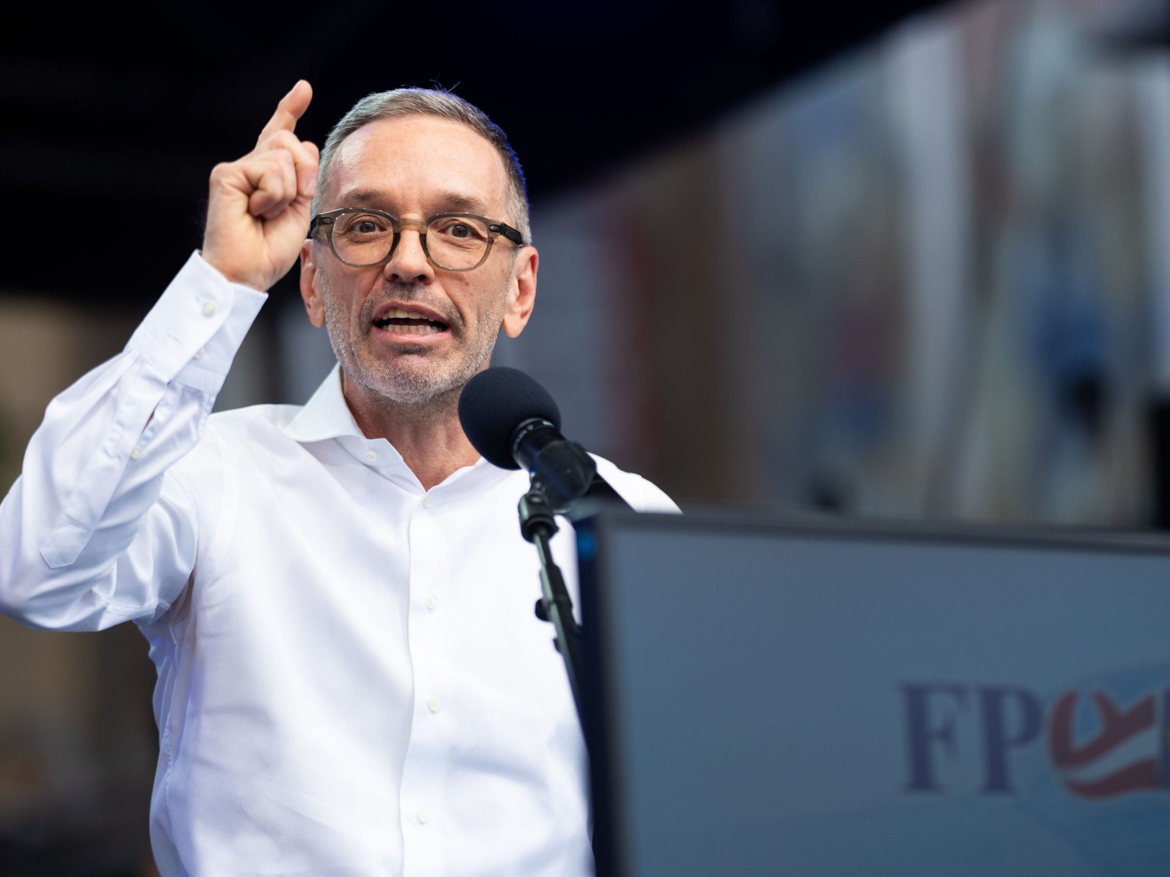 FPÖ-Chef Herbert Kickl. Seine Partei ist in Umfragen vor der NR-Wahl auf dem ersten Platz zu finden.
