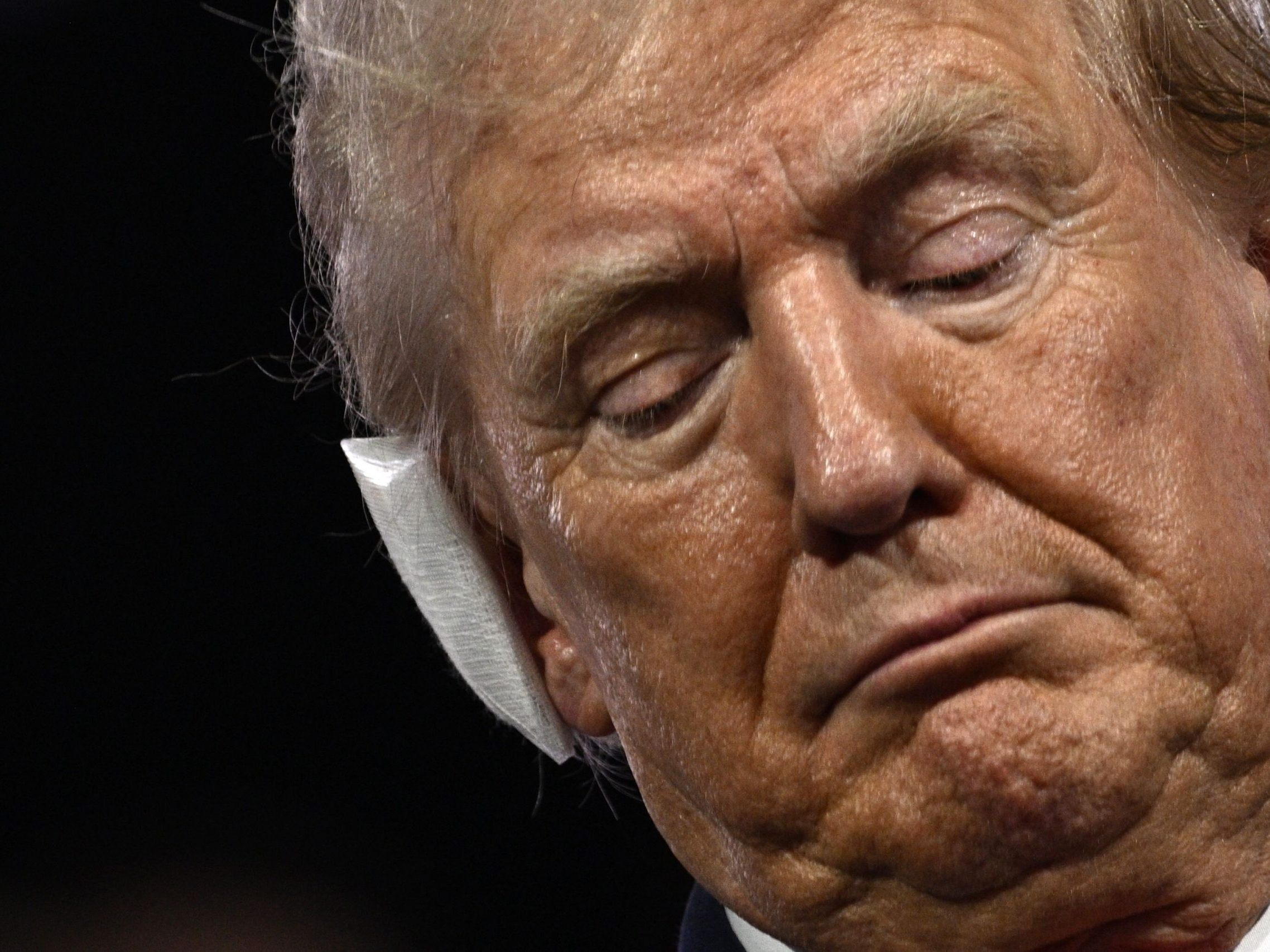 Die US-Regierung berichtet von Attentatsplänen auf Ex-US-Präsident Donald Trump.