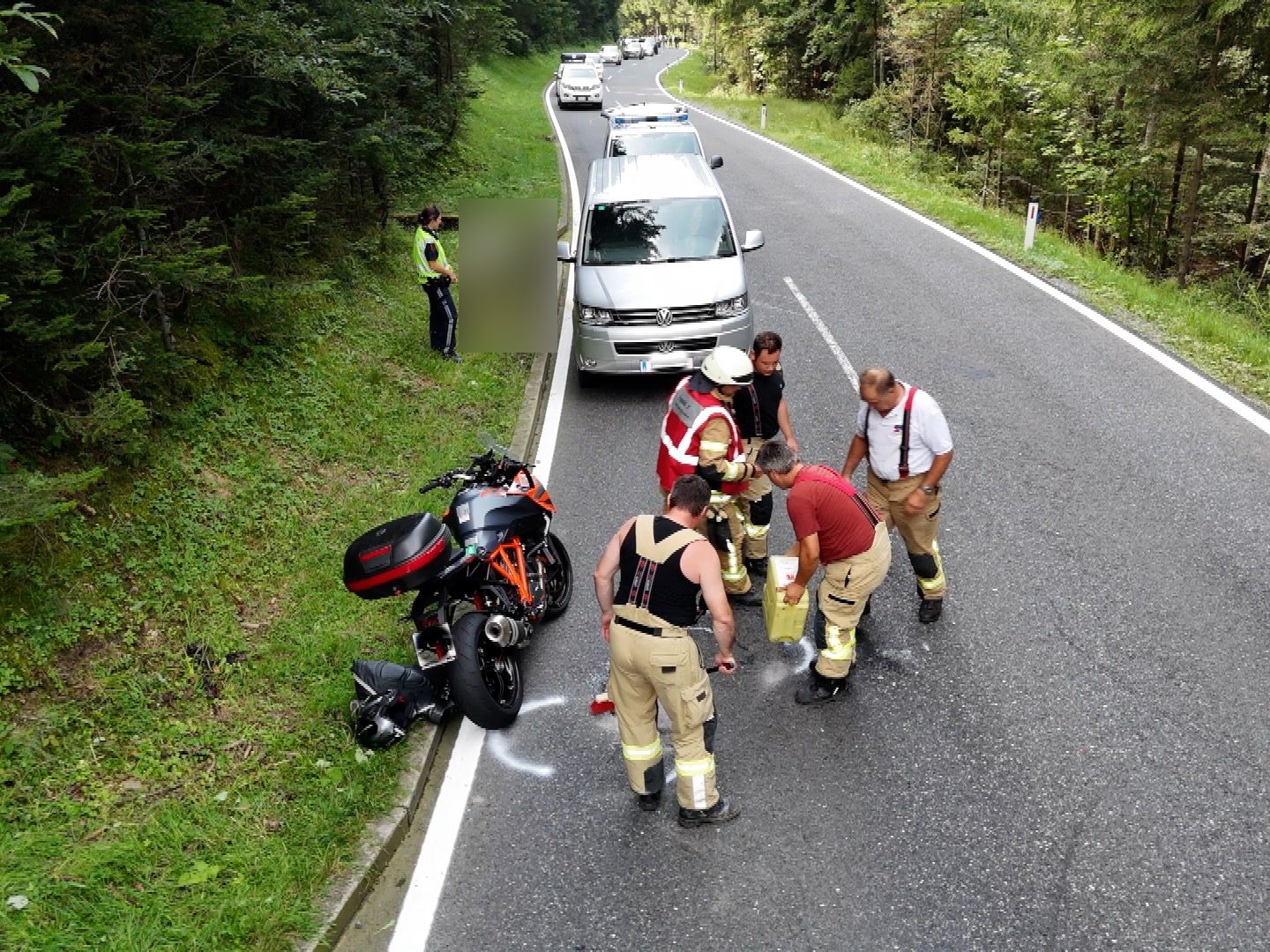 Motorradfahrer nach Auffahrunfall verletzt