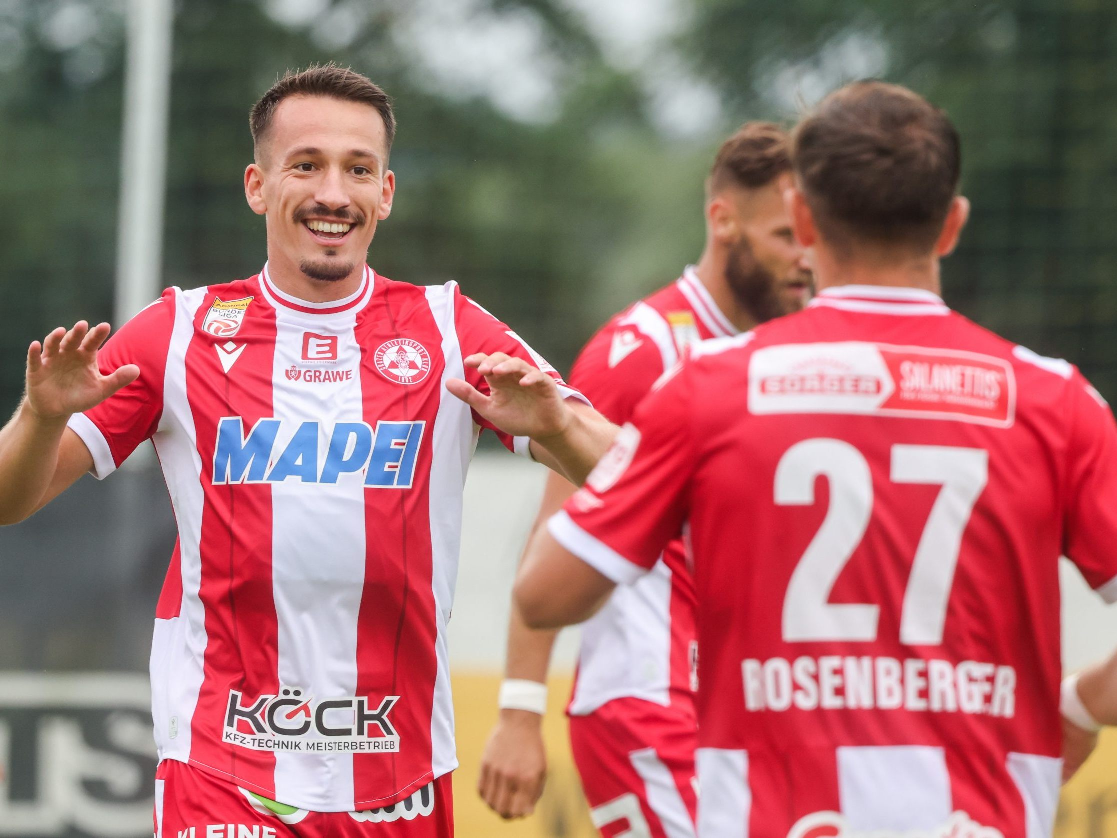 Auftakt in der Fußball-Bundesliga