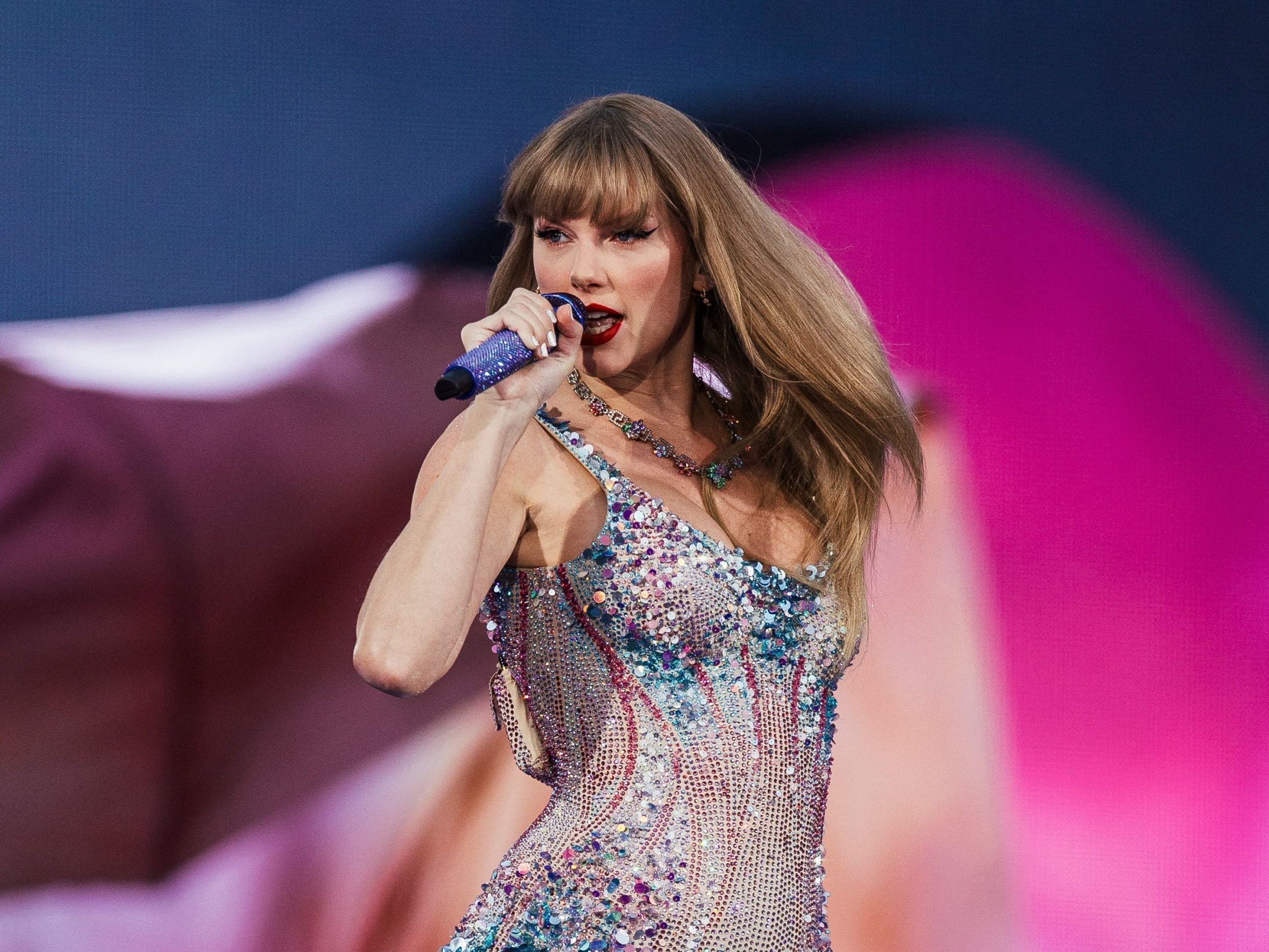 Lissabon hatte mehr Glück als Wien. Dort war Taylor Swift wie im Bild zu sehen auf der Bühne.