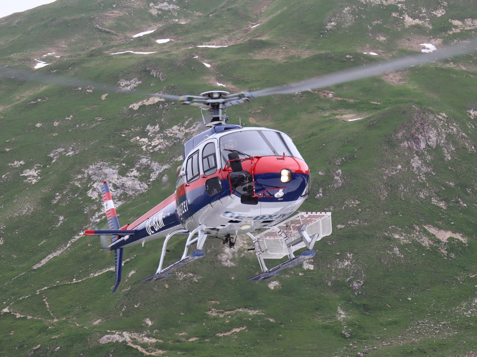 Eine Familie aus Deutschland musste per Hubschrauber gerettet werden.