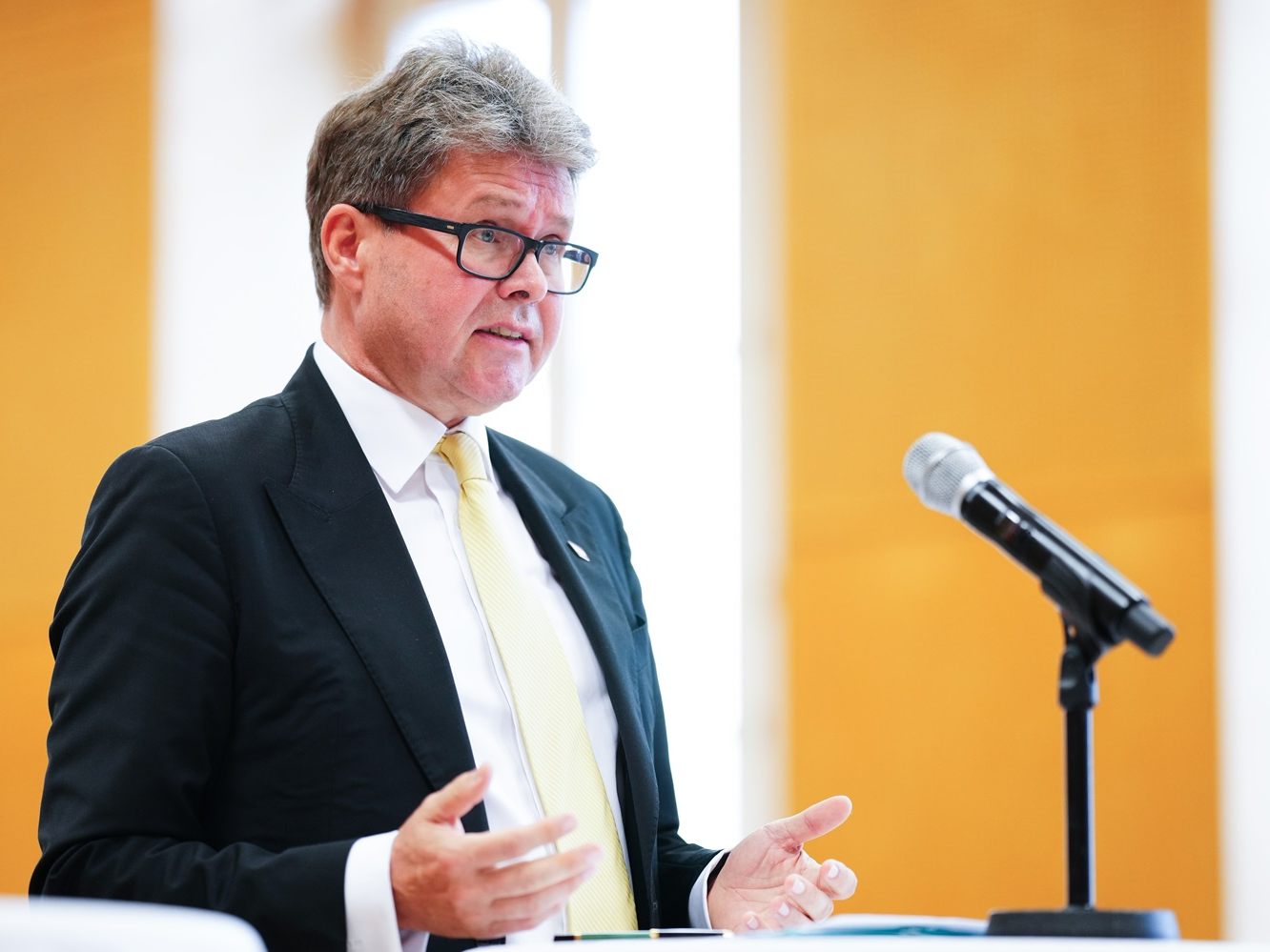 Wiederkehr hatte längere Volksschule vorgeschlagen - Polaschek (im Bild) äußerte sich dazu.