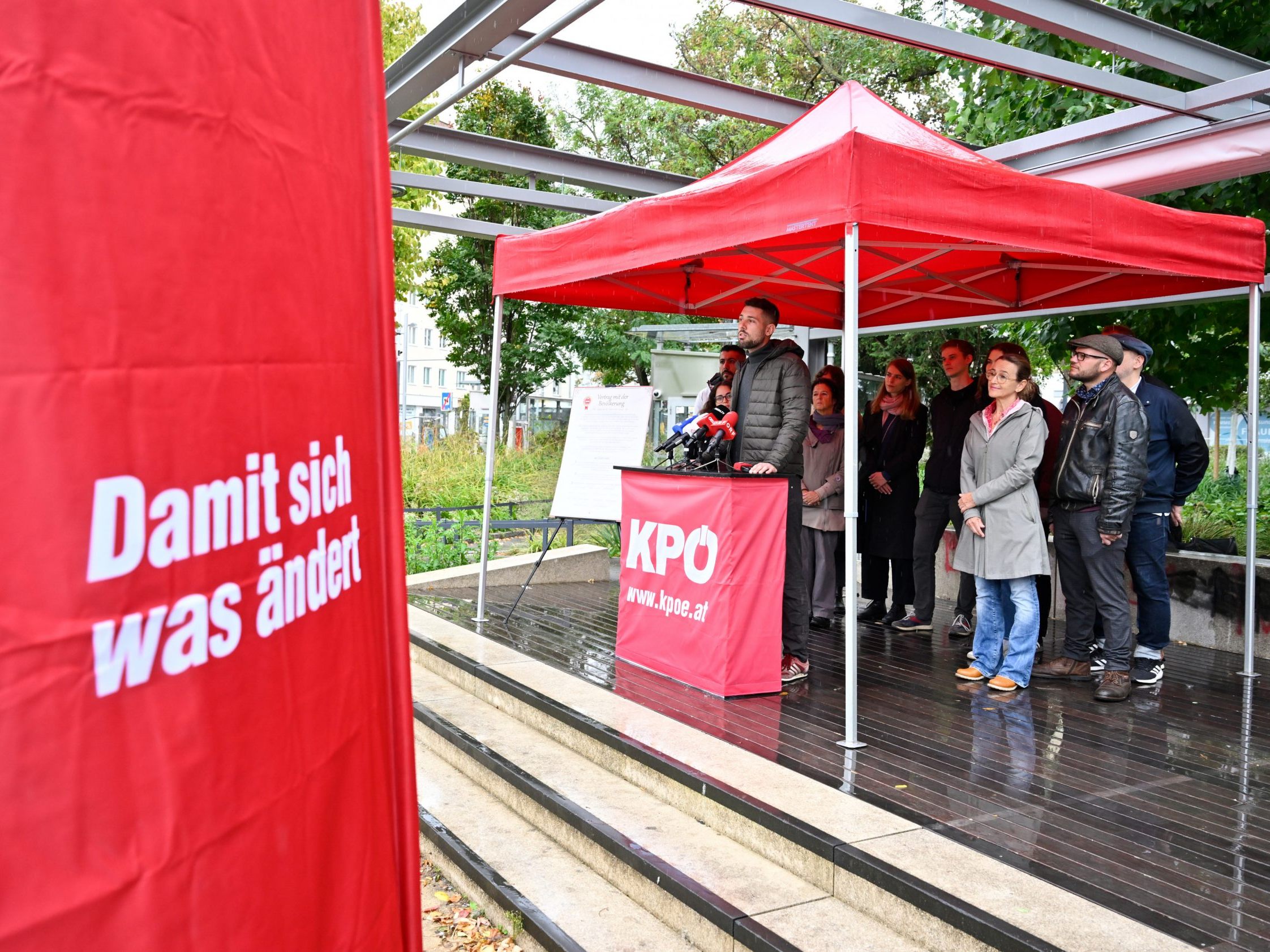 Die KPÖ beging ihren Wahlkampfabschluss am Reumannplatz in Wien.