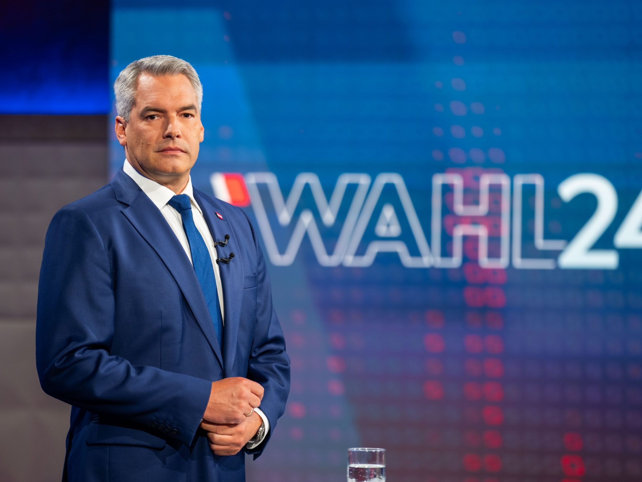 Nach den Unwettern gibt es am Montag kein ORF-Duell zwischen Nehammer (im Bild) und Kogler.