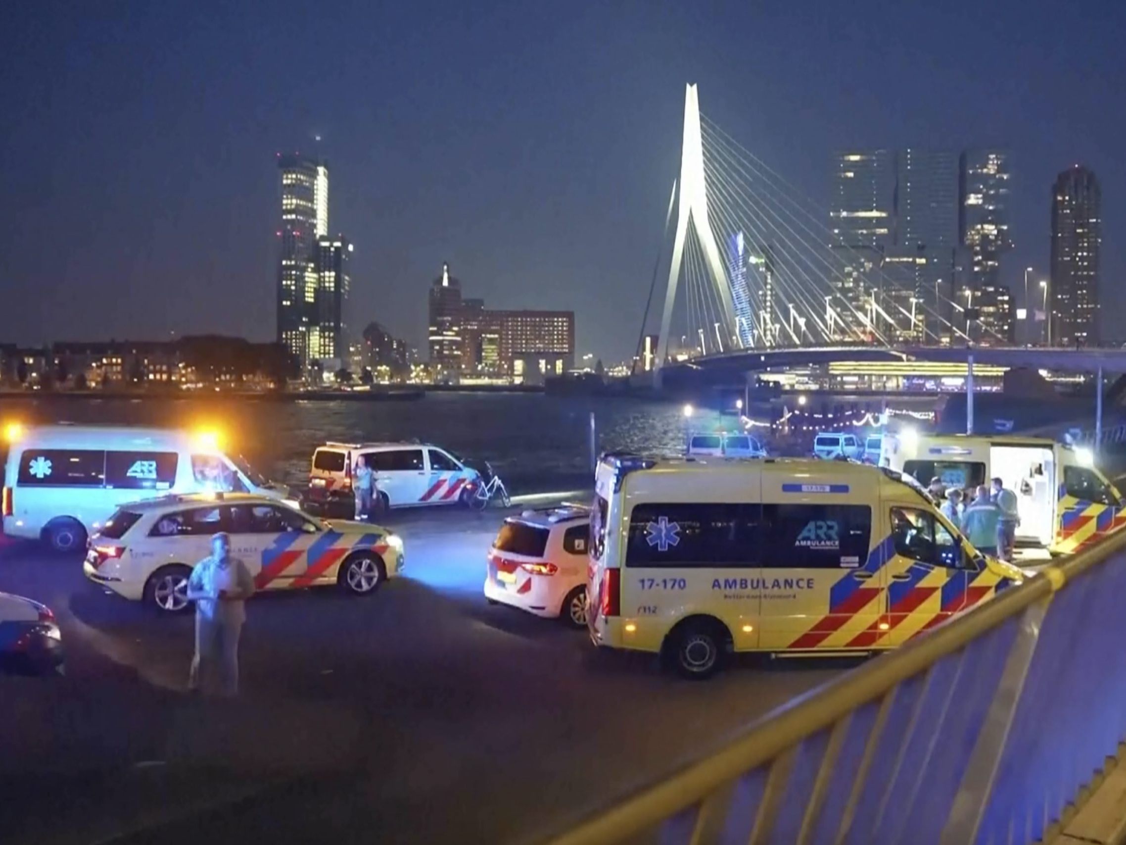 Täter festgenommen - Zeugen zufolge rief er "Allahu Akbar"