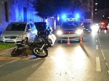 Motorradfahrer kolidierte mit PKW