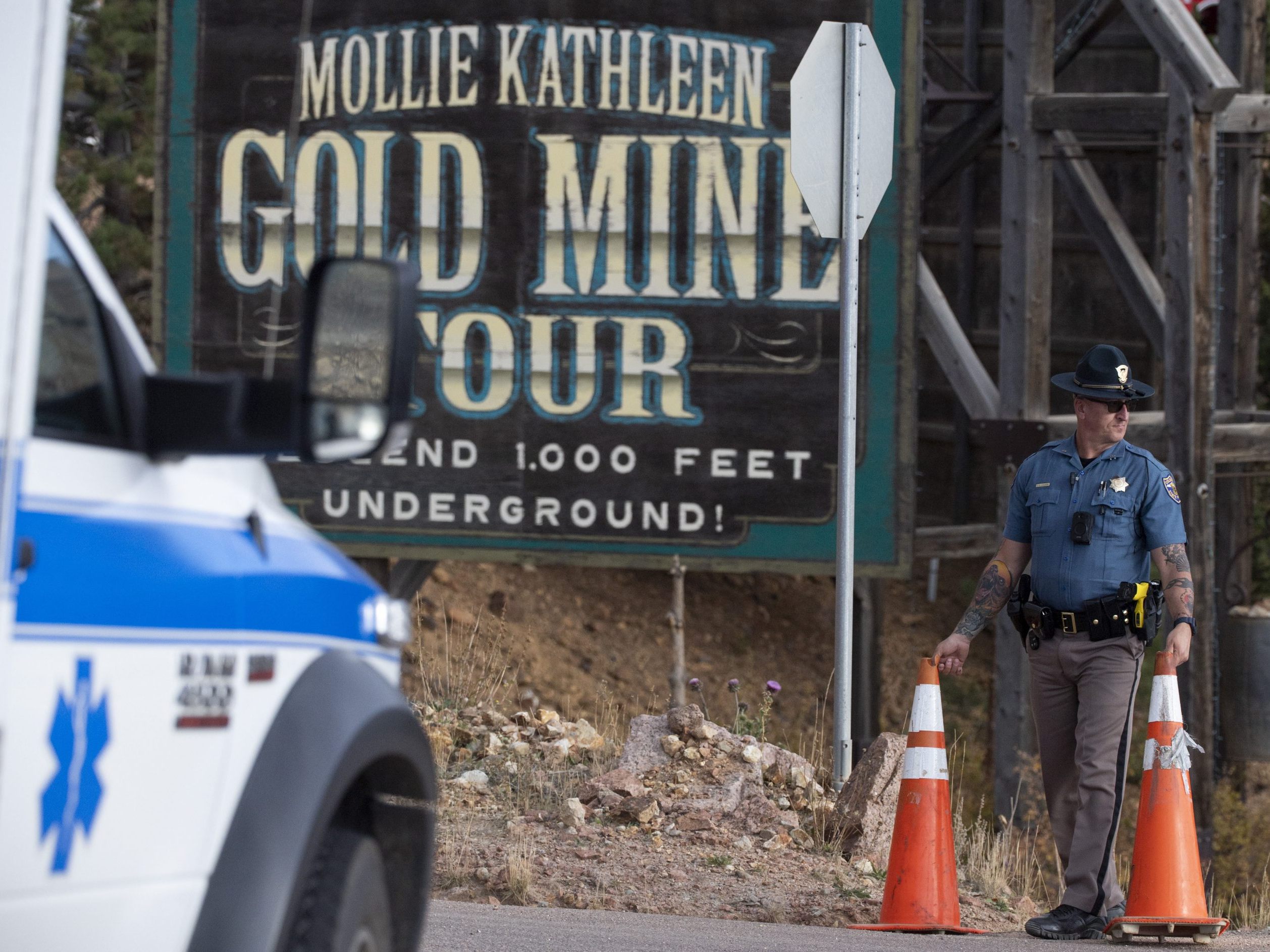 Zwölf Personen konnte aus einer Goldmine in Colorado gerettet werden - für eine Person kam jede Hilfe zu spät.