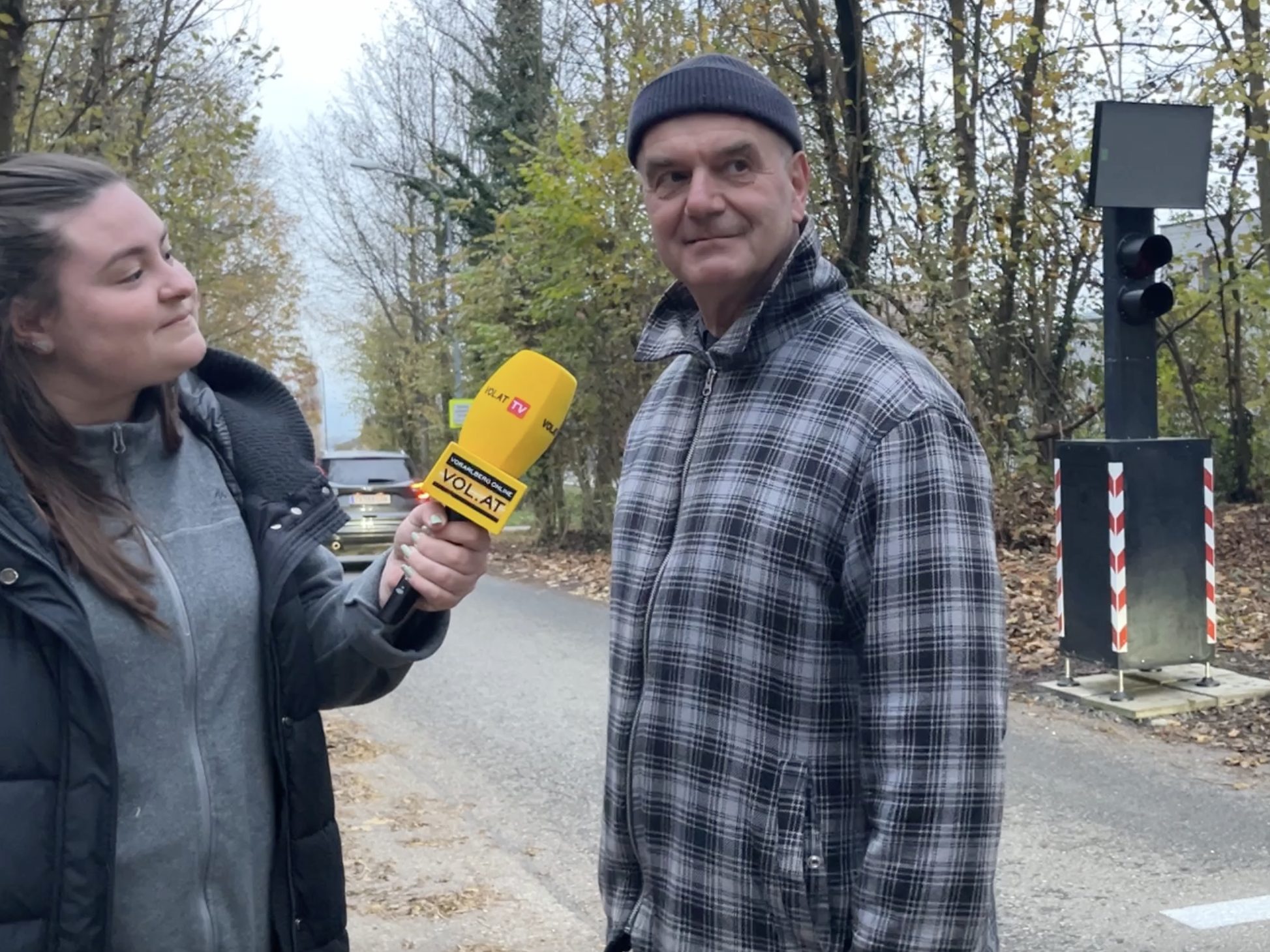 Leo aus Frastanz freut sich über die neue Ampel.