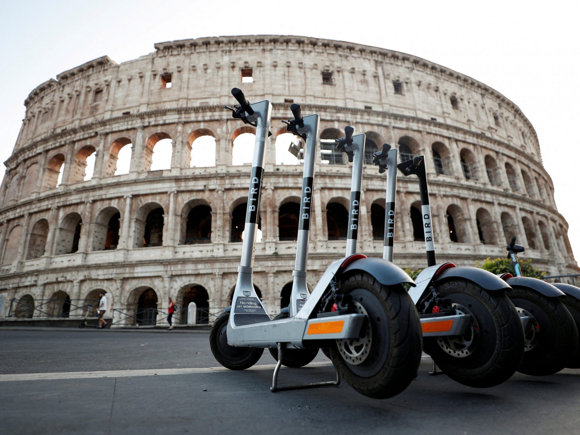 In Italien sorgt die neue Helmpflicht für unmut.