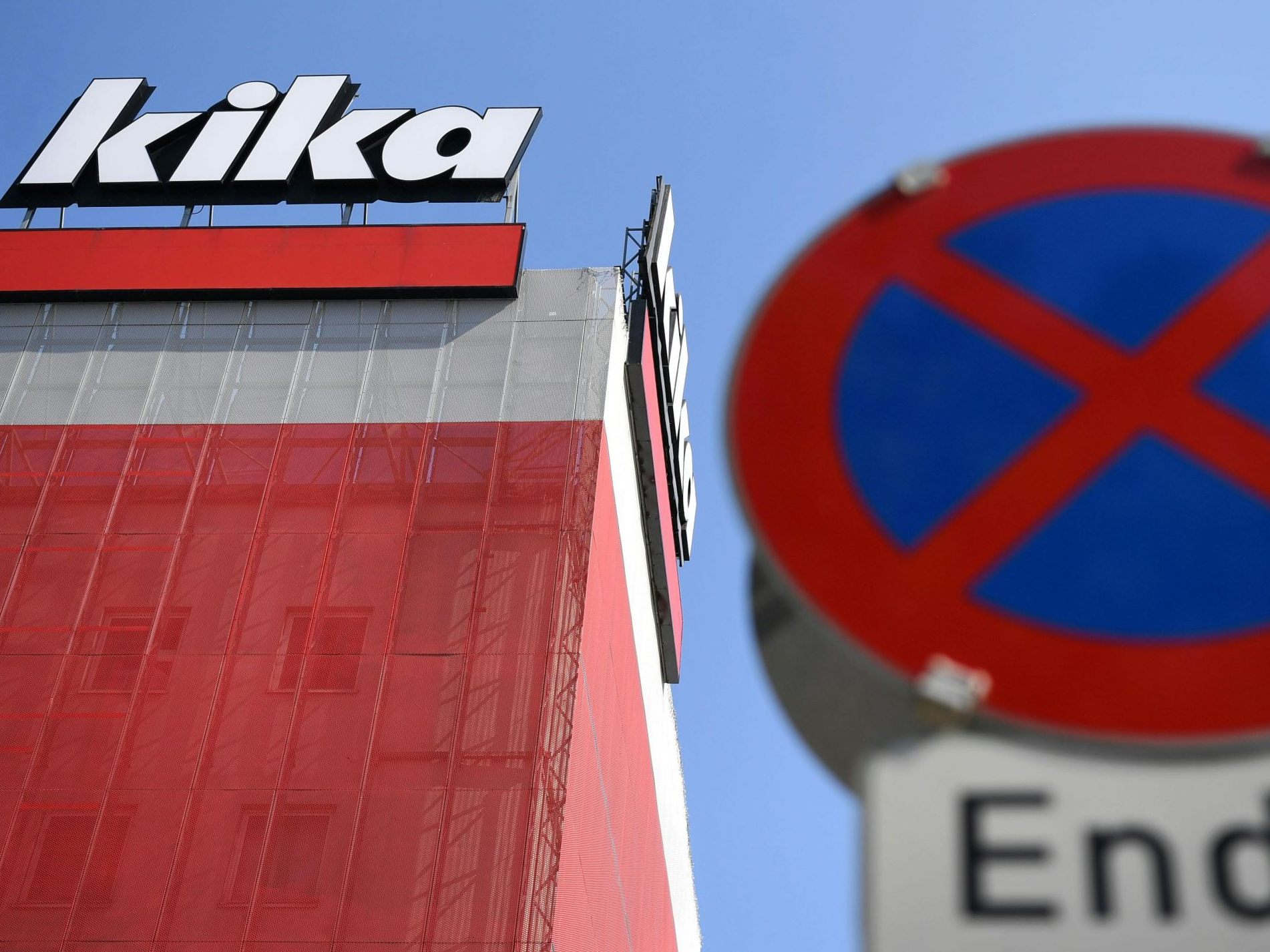 Kunden mit "kikaLeiner Schotter-Schutz" dürften ihr Geld wiedersehen.