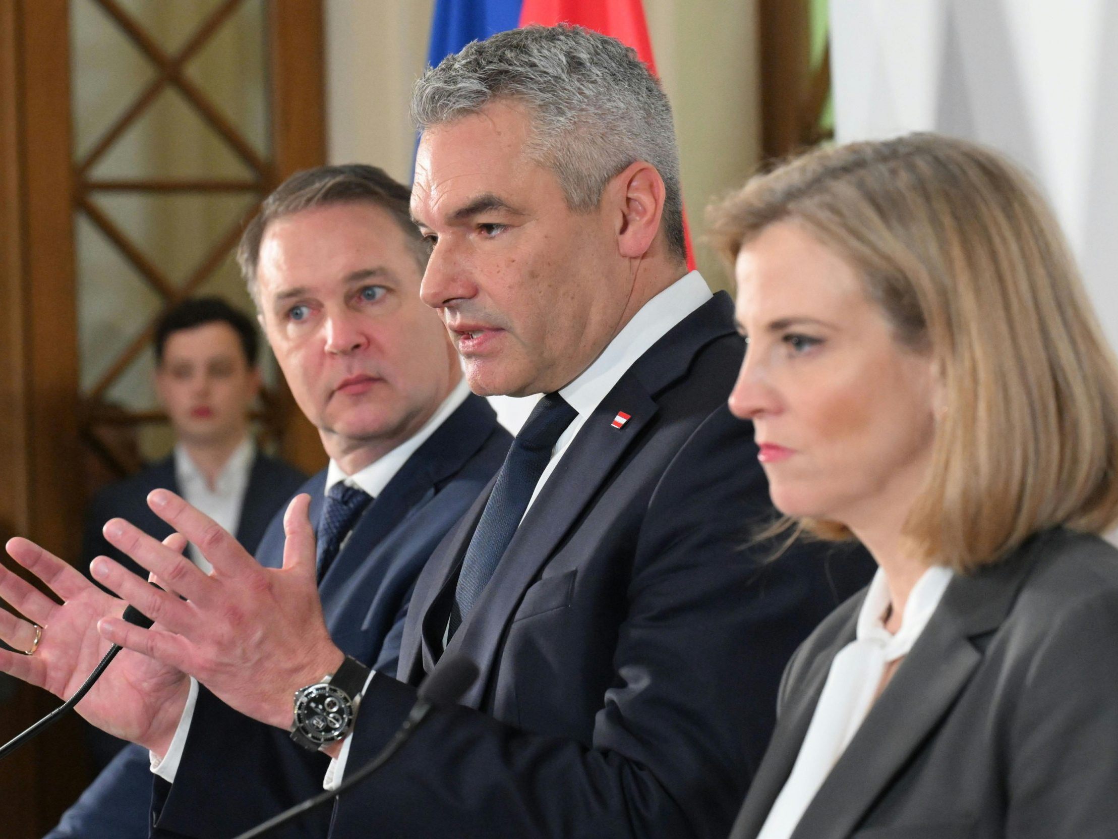 Befinden sich ÖVP, SPÖ und NEOS auf der Zielgeraden der Verhandlungen?
