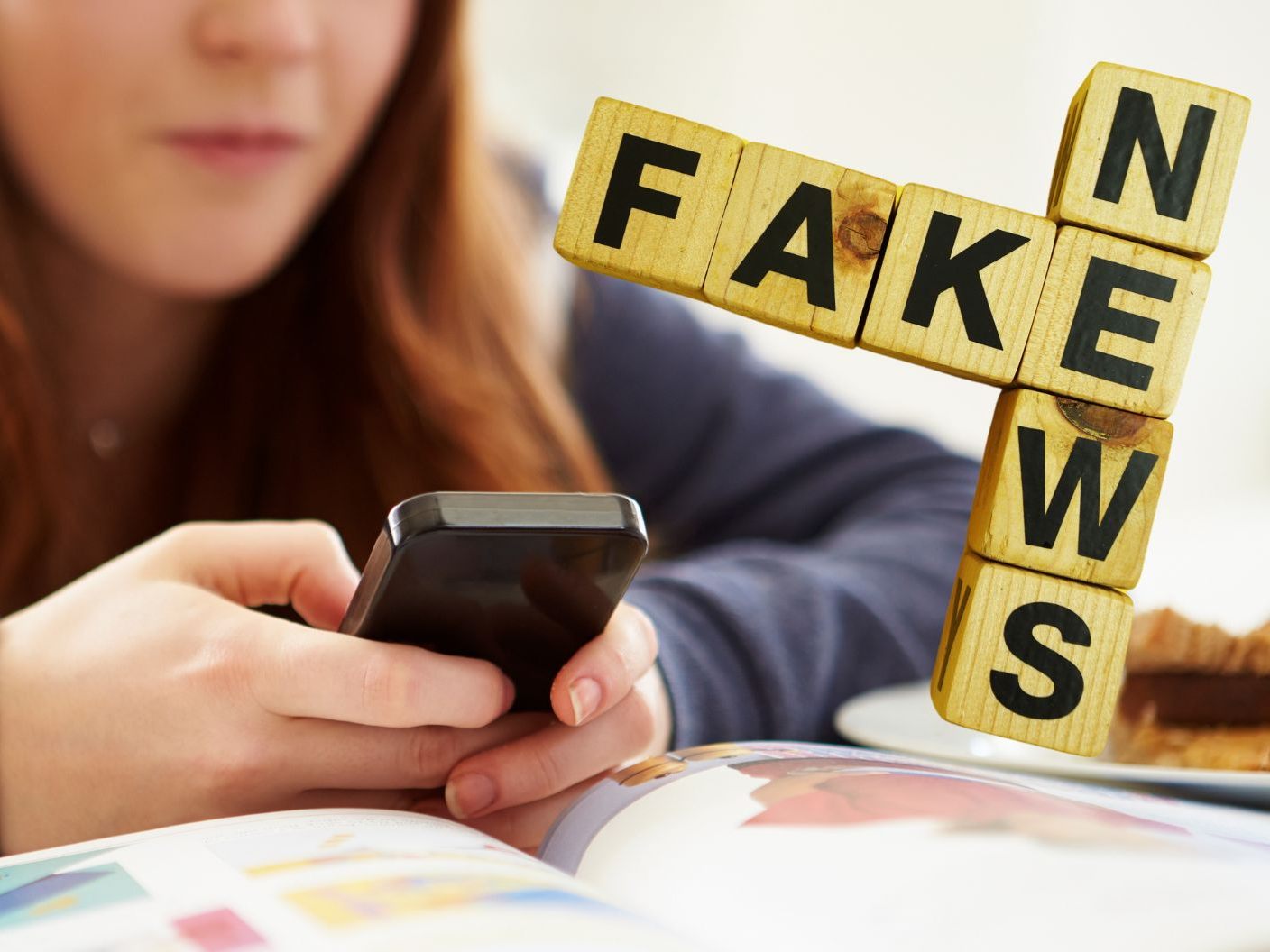 Jeder Dritte teilt Informationen auf Social Media, ohne davor Wahrheitsgehalt zu prüfen.