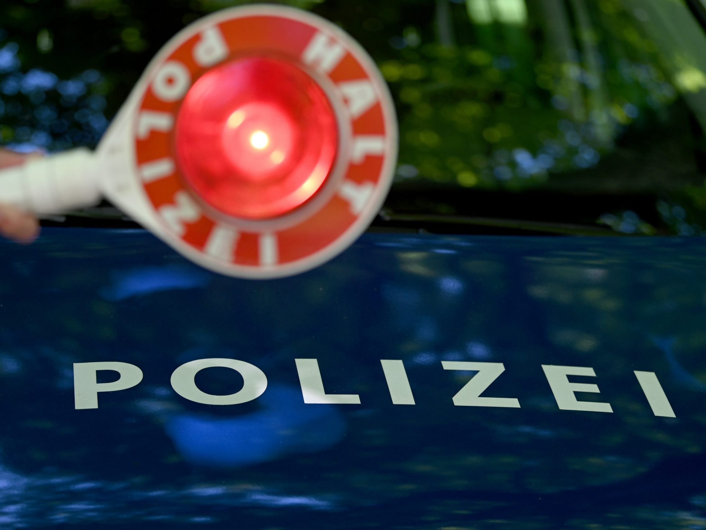 Der 40-Jährige muss nach Abschluss der Ermittlungen mit mehreren Anzeigen rechnen.