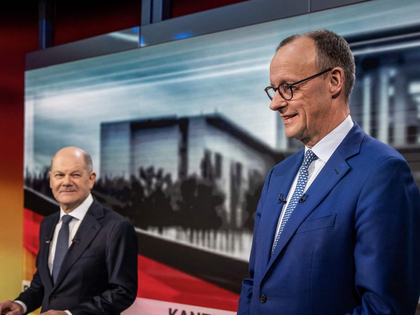 Olaf Scholz gibt das Kanzleramt voraussichtlich an Friedrich Merz ab.
