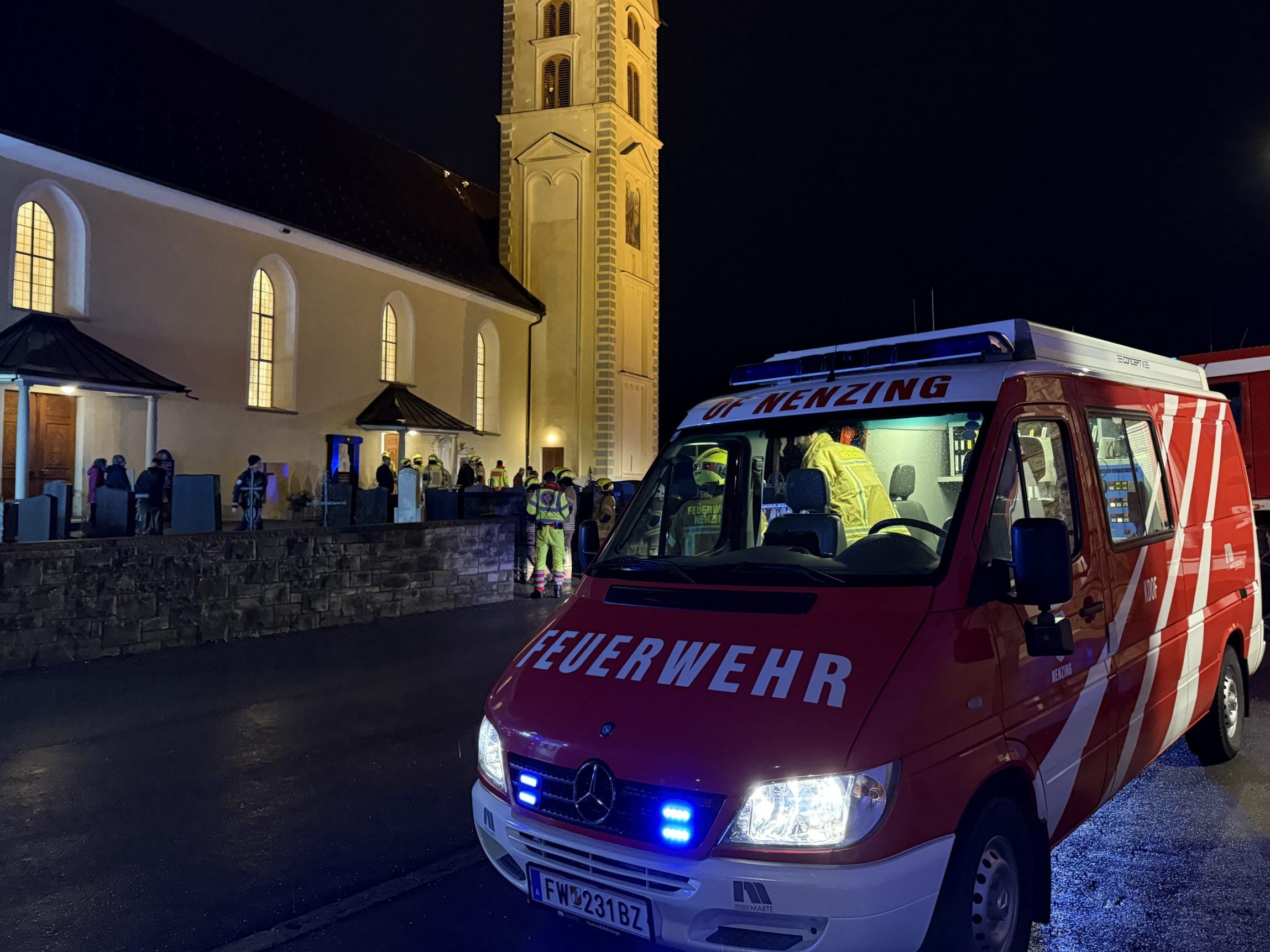 Brand in Nenzinger Kirche