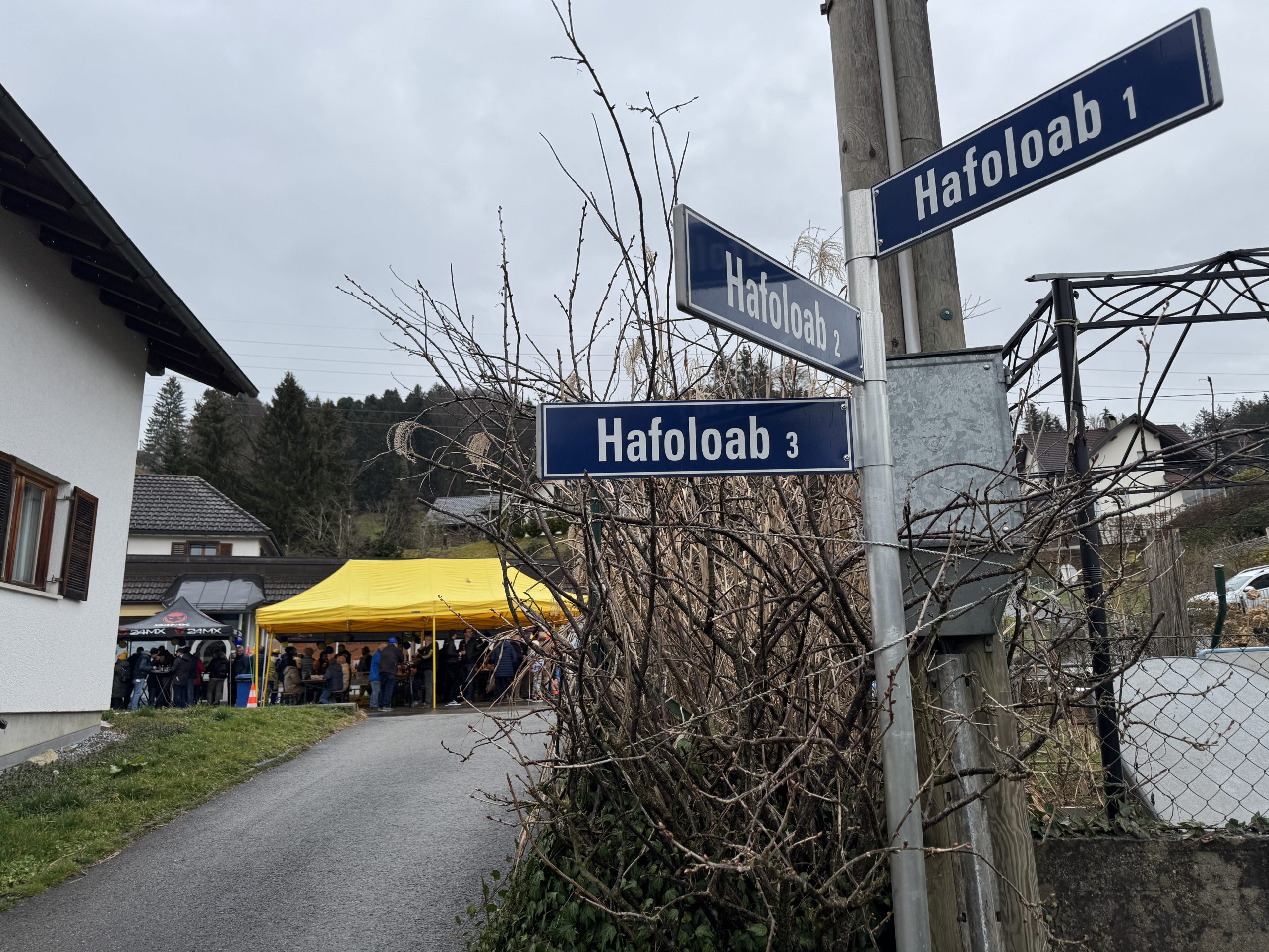 Bratenklau
