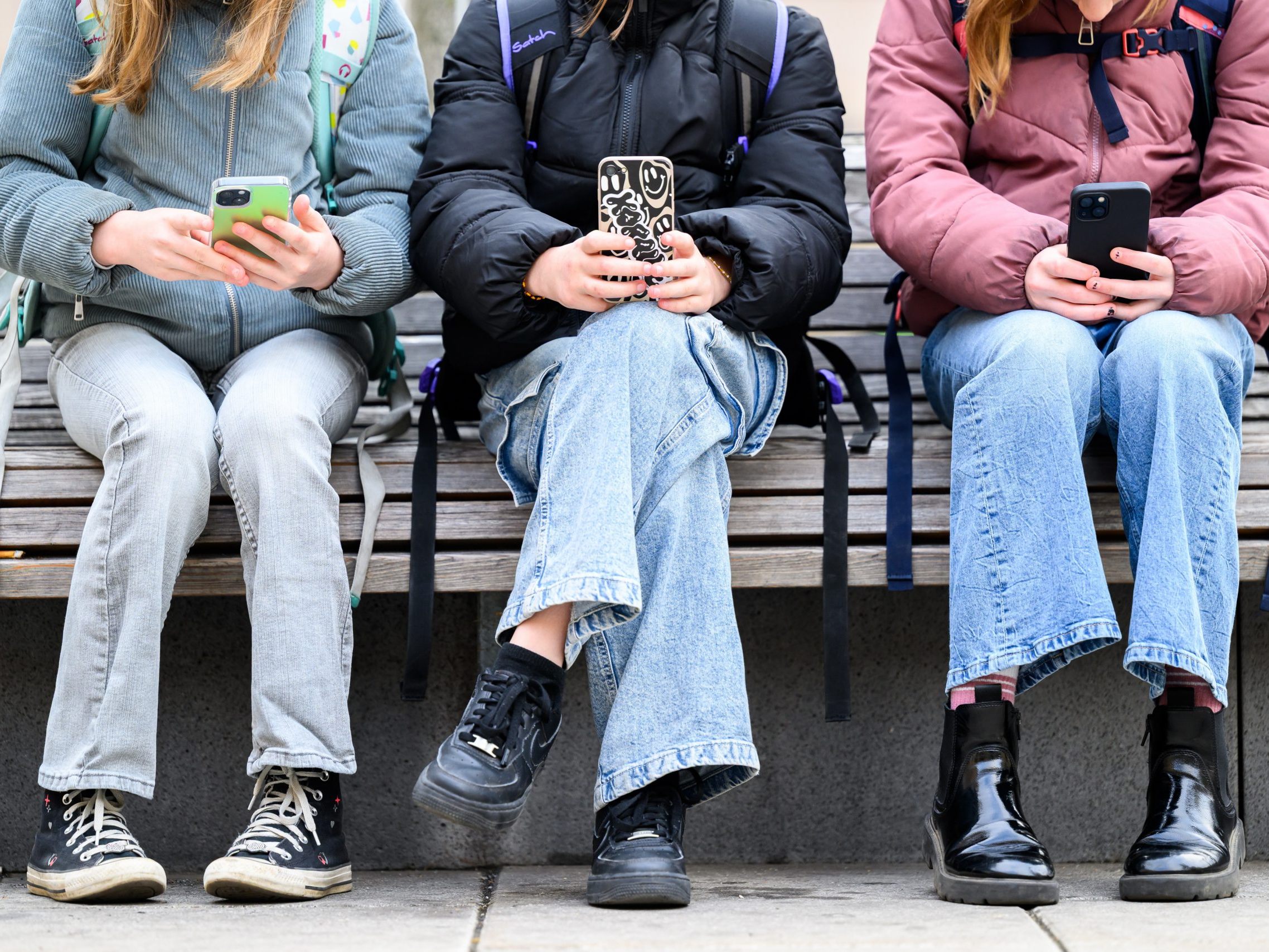 Kinder in Österreich bekommen immer früher ein eigenes Smartphone.