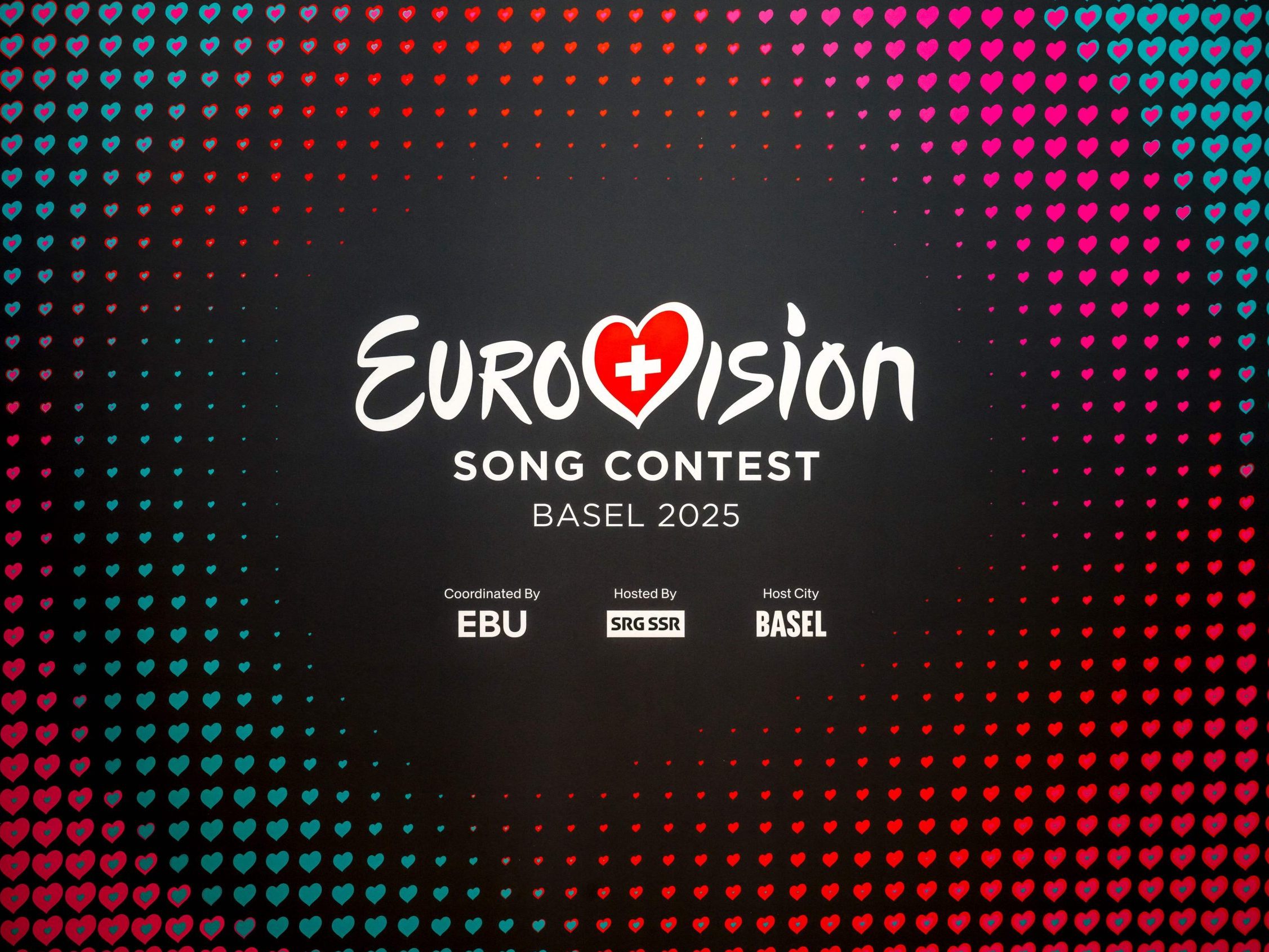 Beim Eurovision Song Contest vertritt Zoë Më die Schweiz.