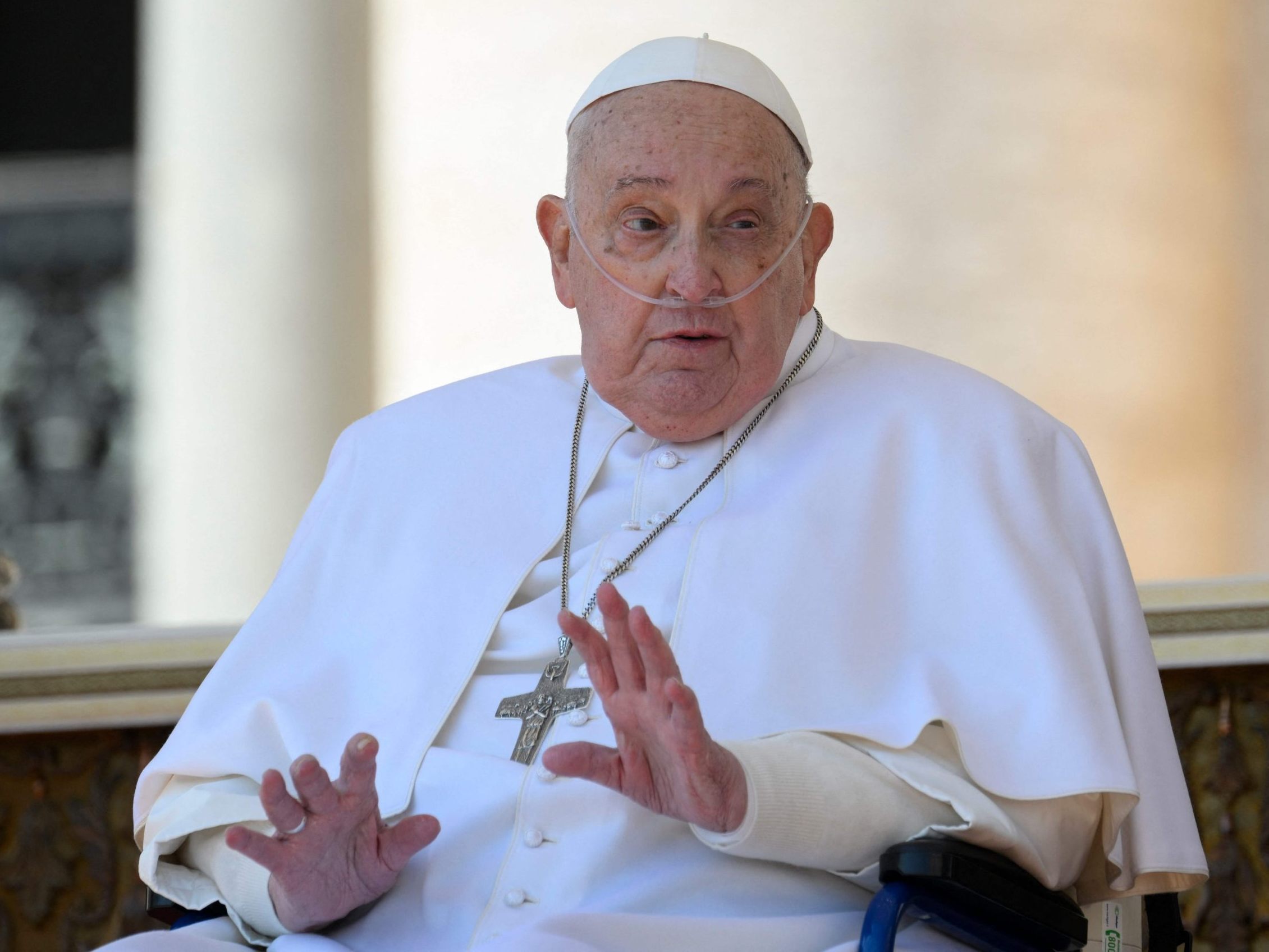 Die Teilnahme von Papst Franziskus an den Osterfeiern ist weiter offen.