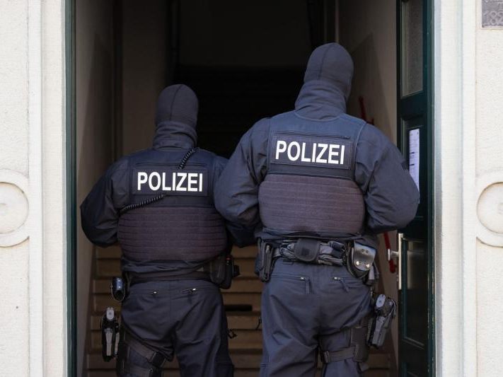 Die Polizei ermittelt unter anderem in Baden-Württemberg.