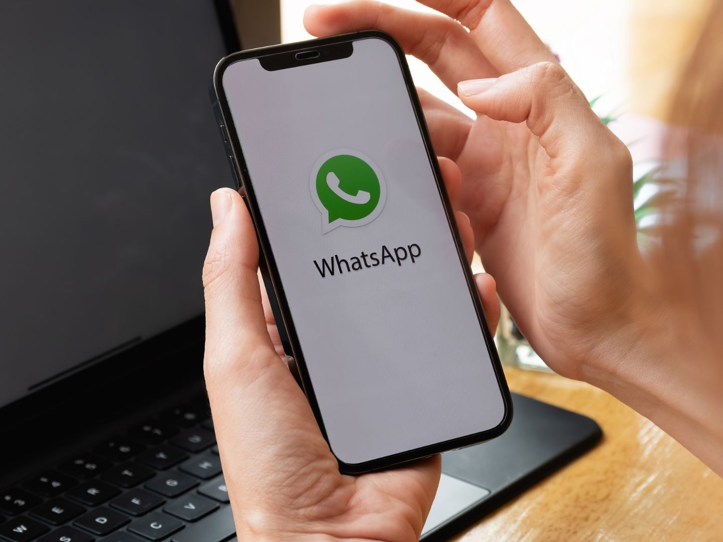 Mit diesem WhatsApp-Trick lässt sich prüfen, ob ein Kontakt die eigene Nummer gespeichert hat.