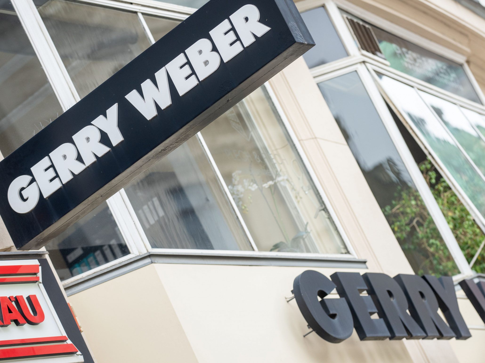 Gerry Weber schließt alle Filialen – Marke wird an spanische Victrix-Gruppe verkauft