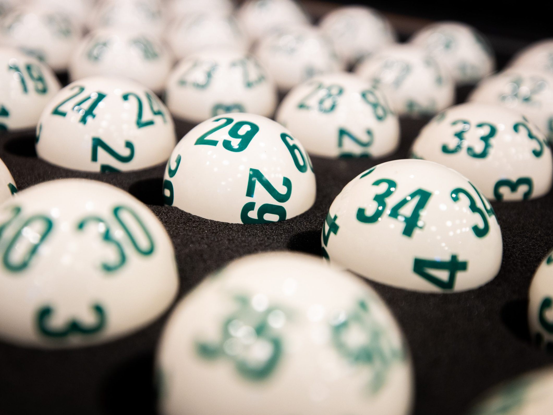 2,4 Mio. warten bei der Lotto-Bonus-Ziehung.