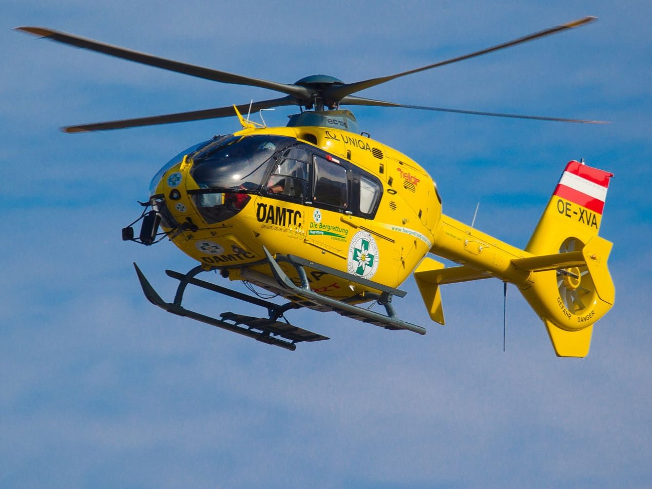 Der verletzte Senior musste mit dem "C8" ins LKH Feldkirch geflogen werden. (Symbolbild)